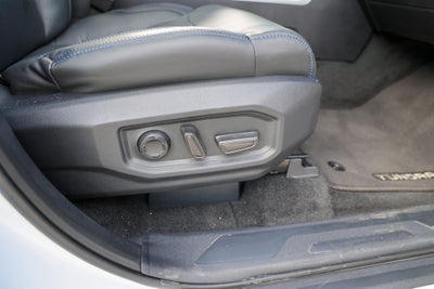 2024 Toyota TUNDRA 4X4 Platinum