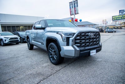 2023 Toyota TUNDRA 4X4 Platinum
