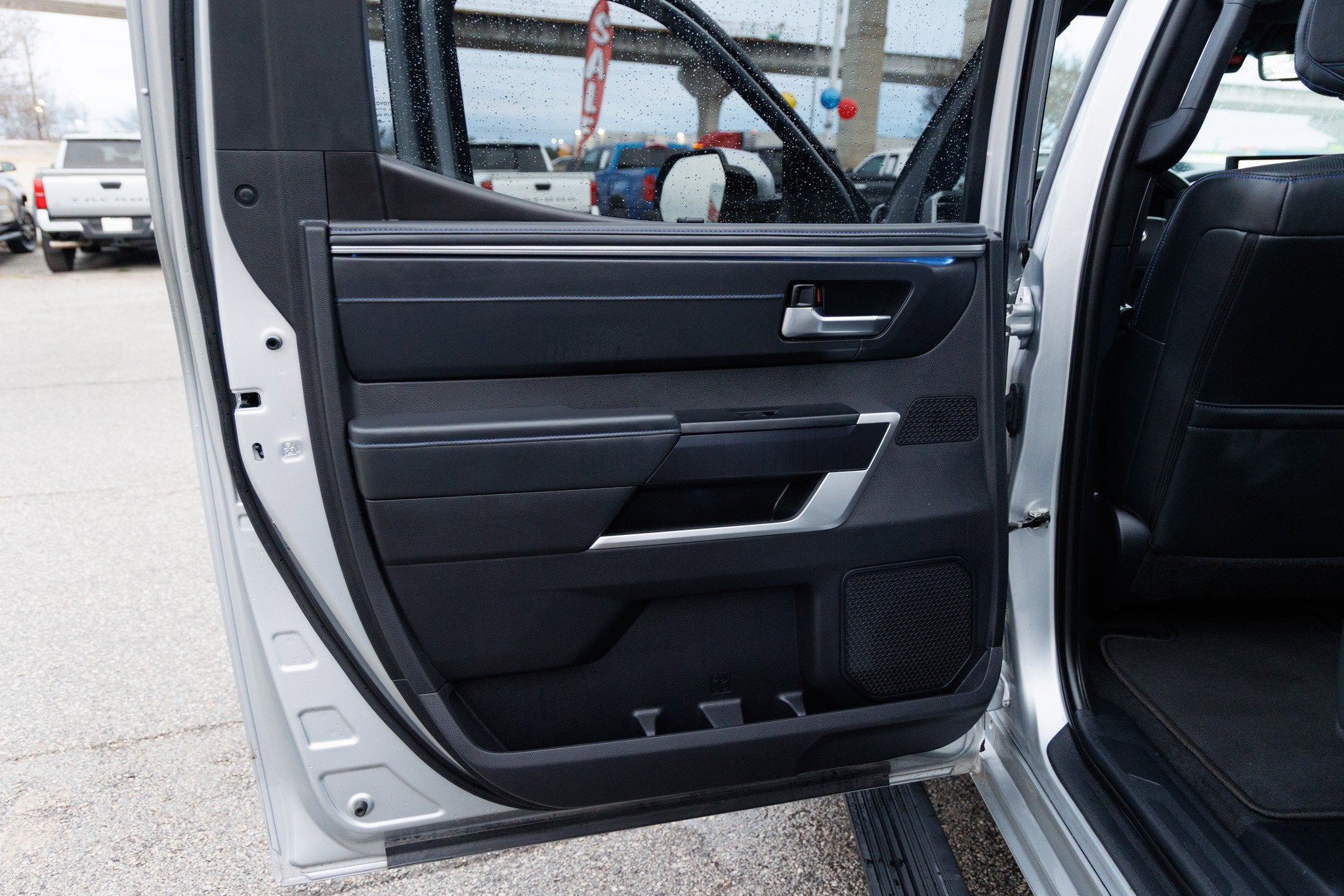 2023 Toyota TUNDRA 4X4 Platinum