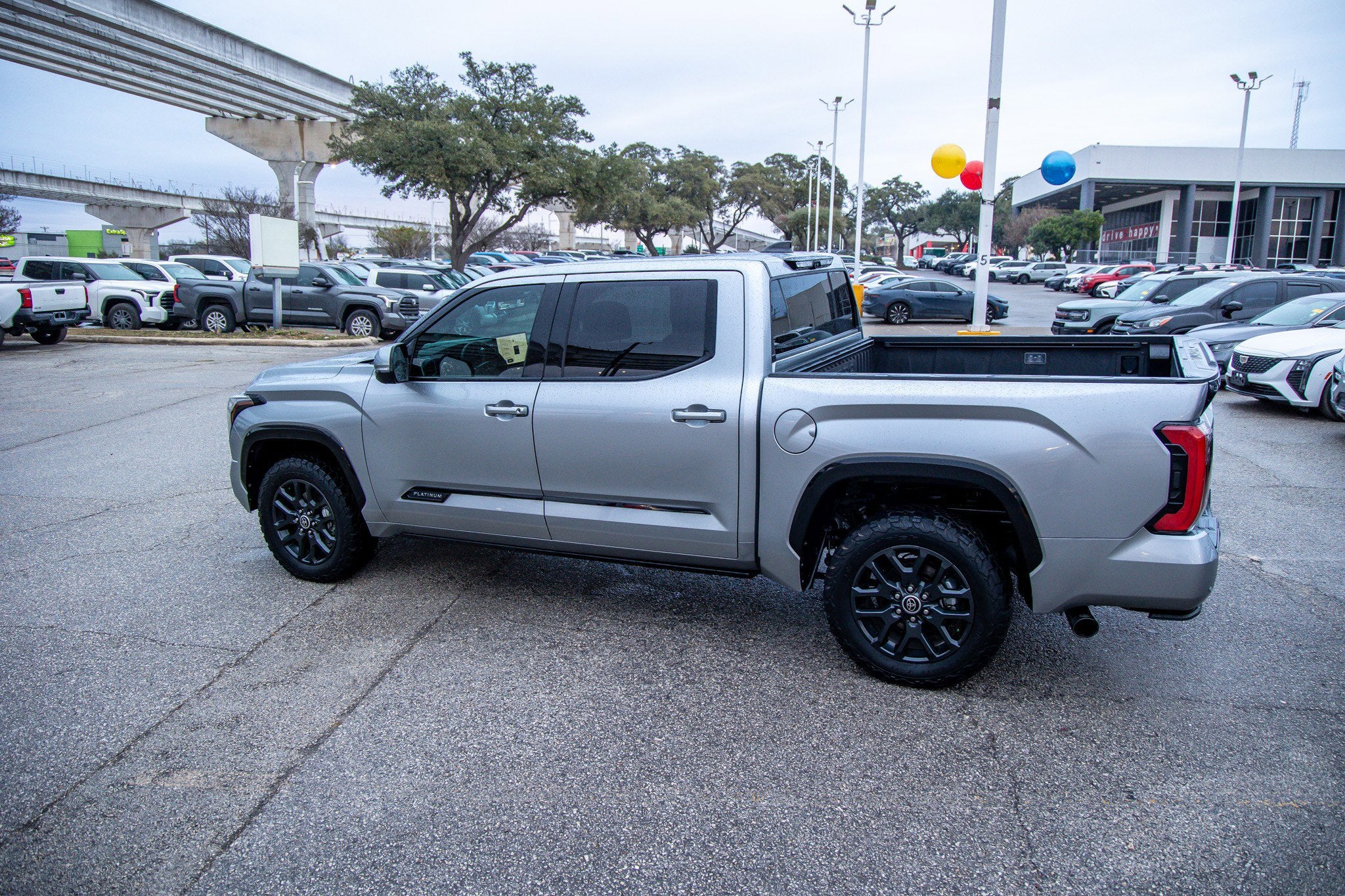 2023 Toyota TUNDRA 4X4 Platinum