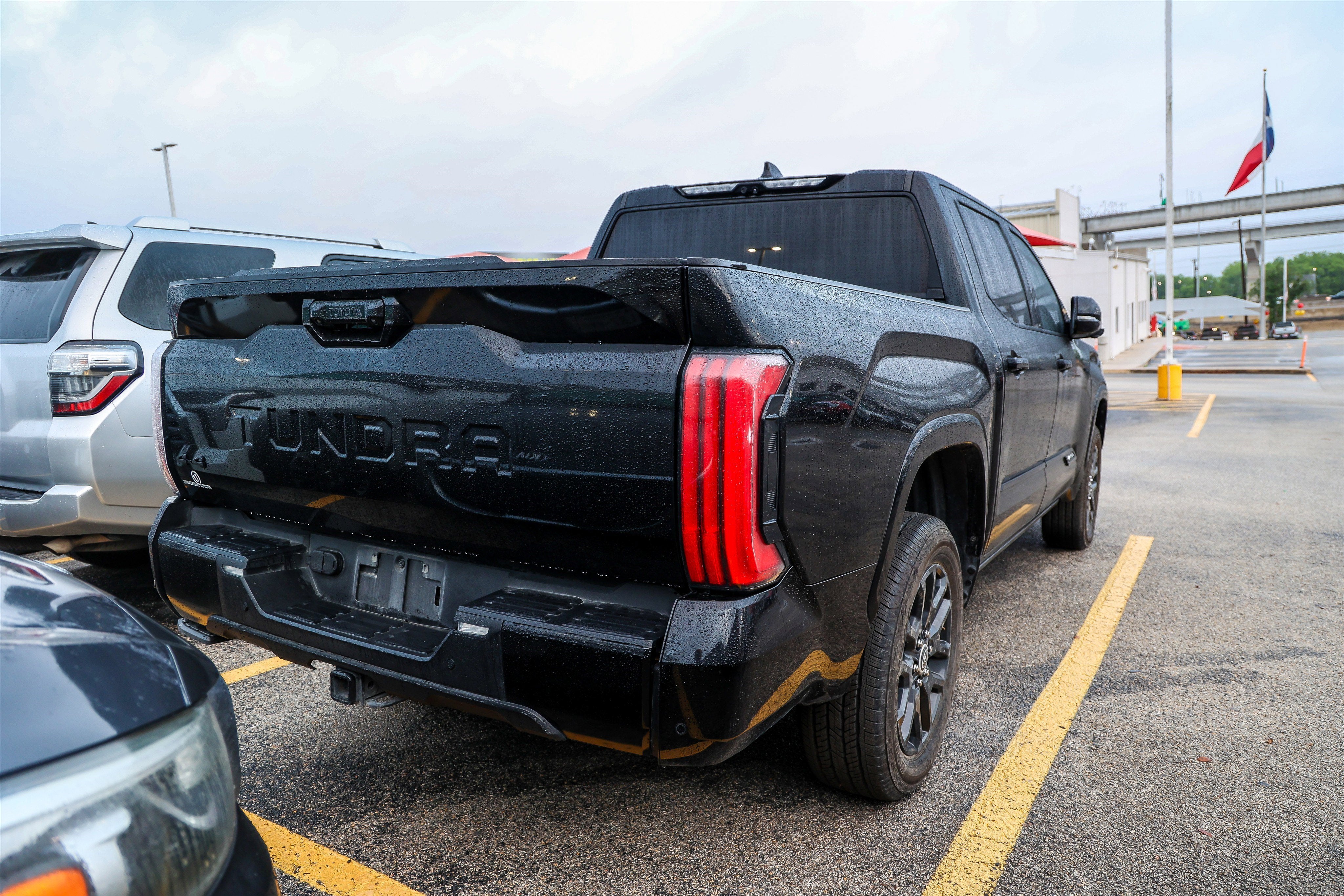 2023 Toyota Tundra 4WD Platinum