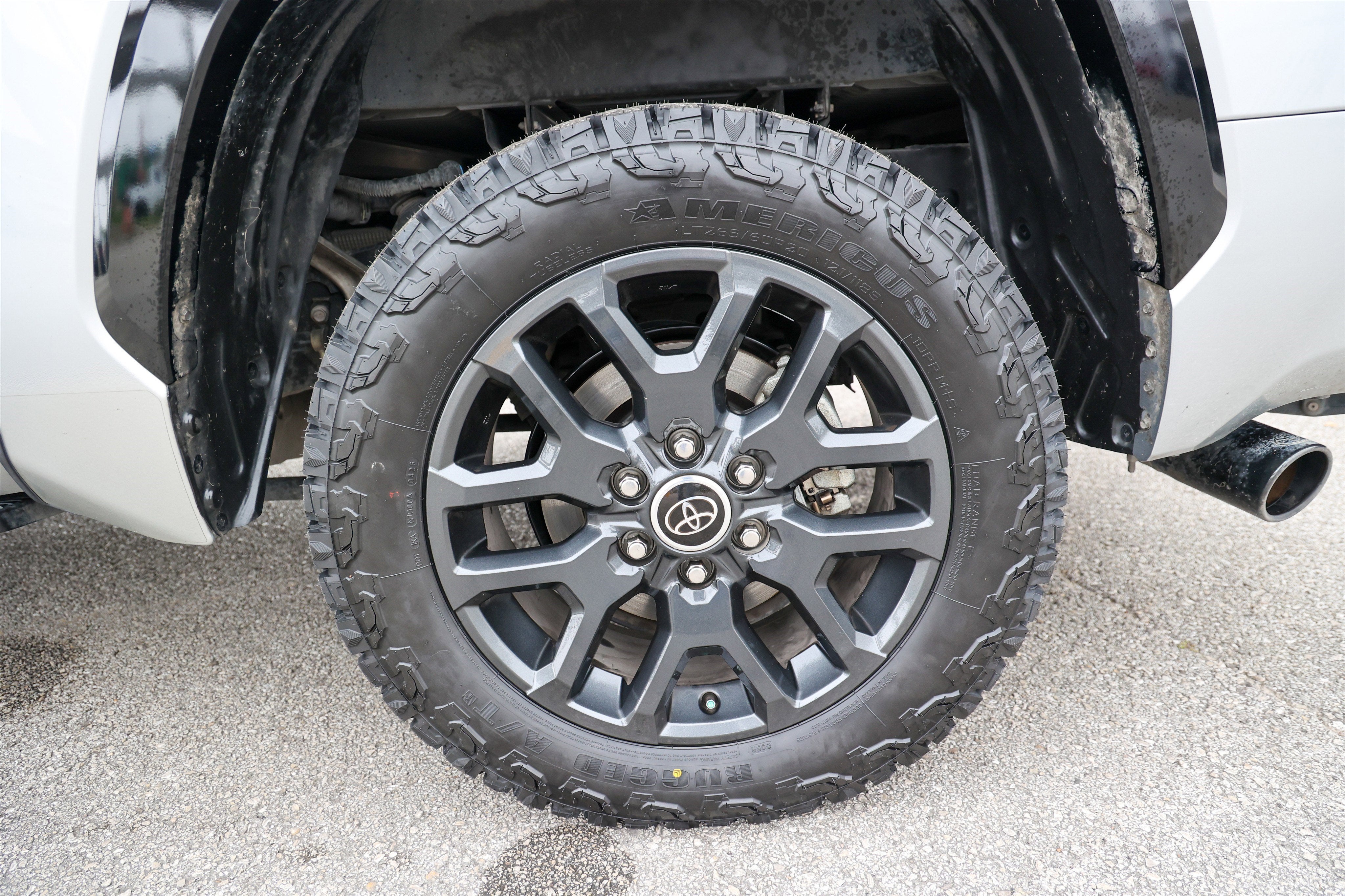 2023 Toyota TUNDRA 4X4 Platinum
