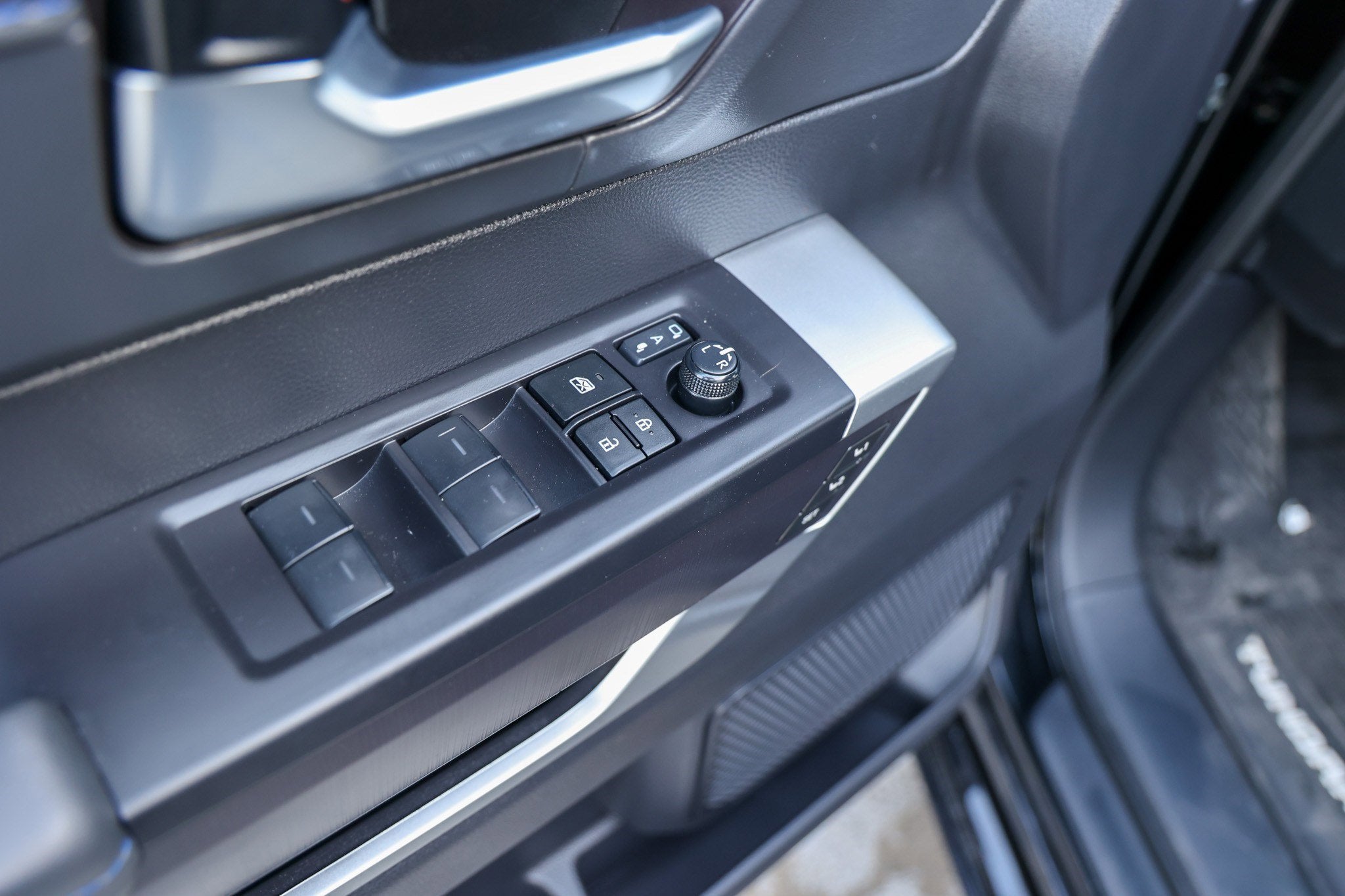 2023 Toyota TUNDRA HV 4X4 Platinum Hybrid