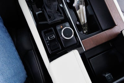 2023 Toyota TUNDRA HV 4X4 Capstone Hybrid