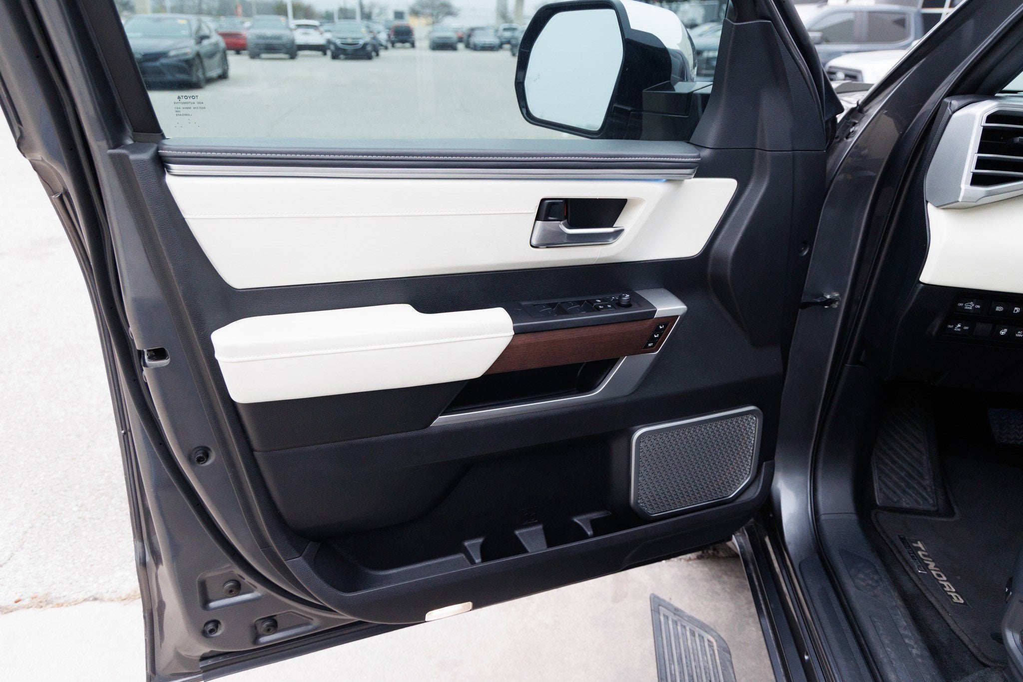 2023 Toyota TUNDRA HV 4X4 Capstone Hybrid