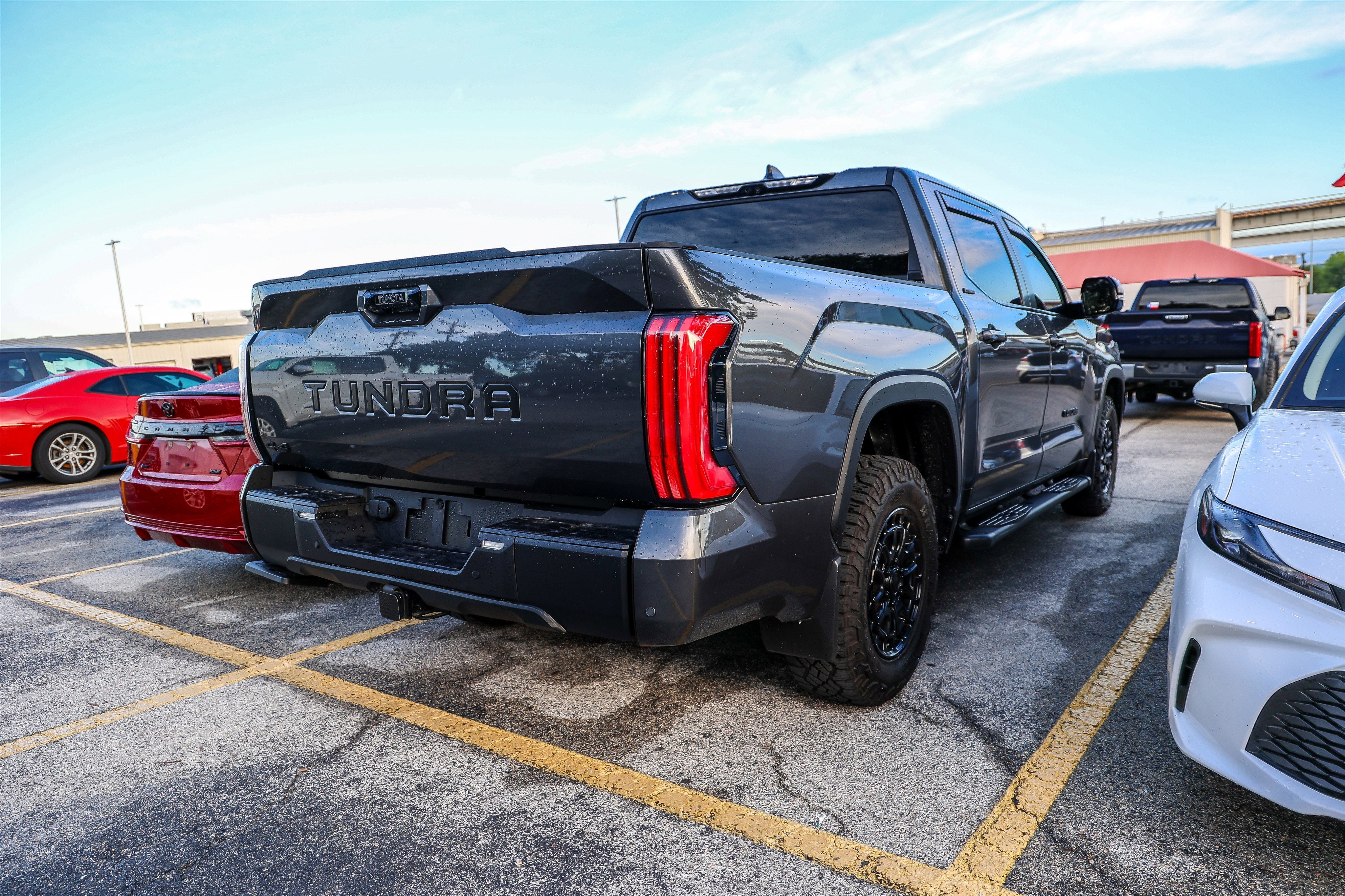 2025 Toyota TUNDRA 4X4 Limited