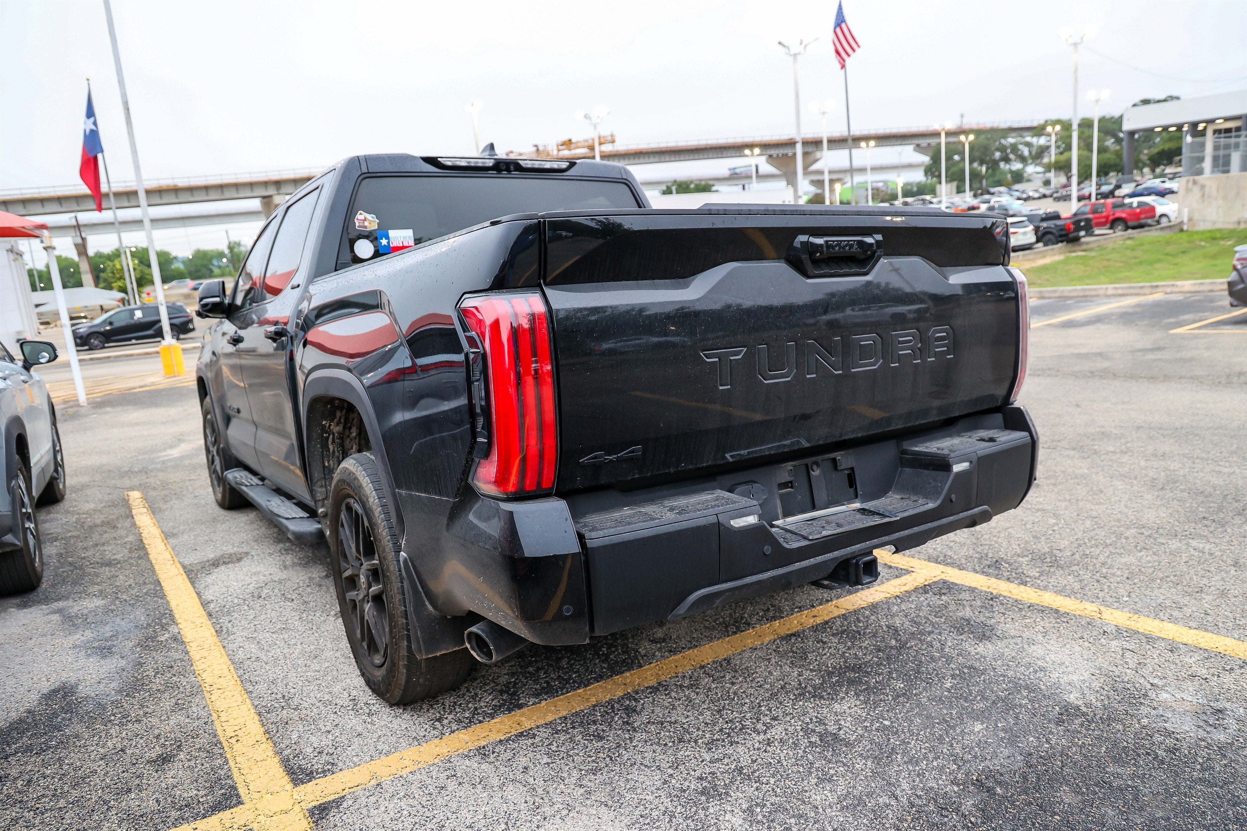 2025 Toyota TUNDRA 4X4 Limited