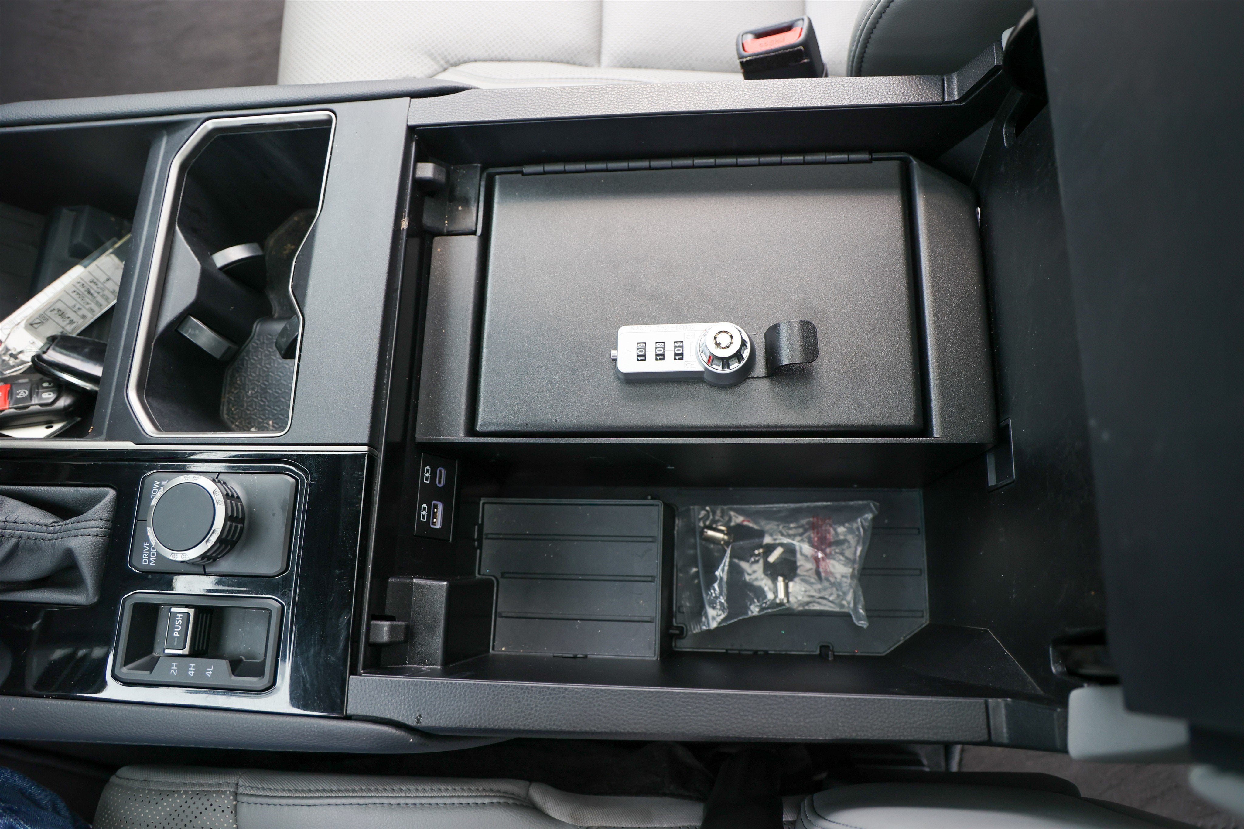 2025 Toyota TUNDRA 4X4 Limited