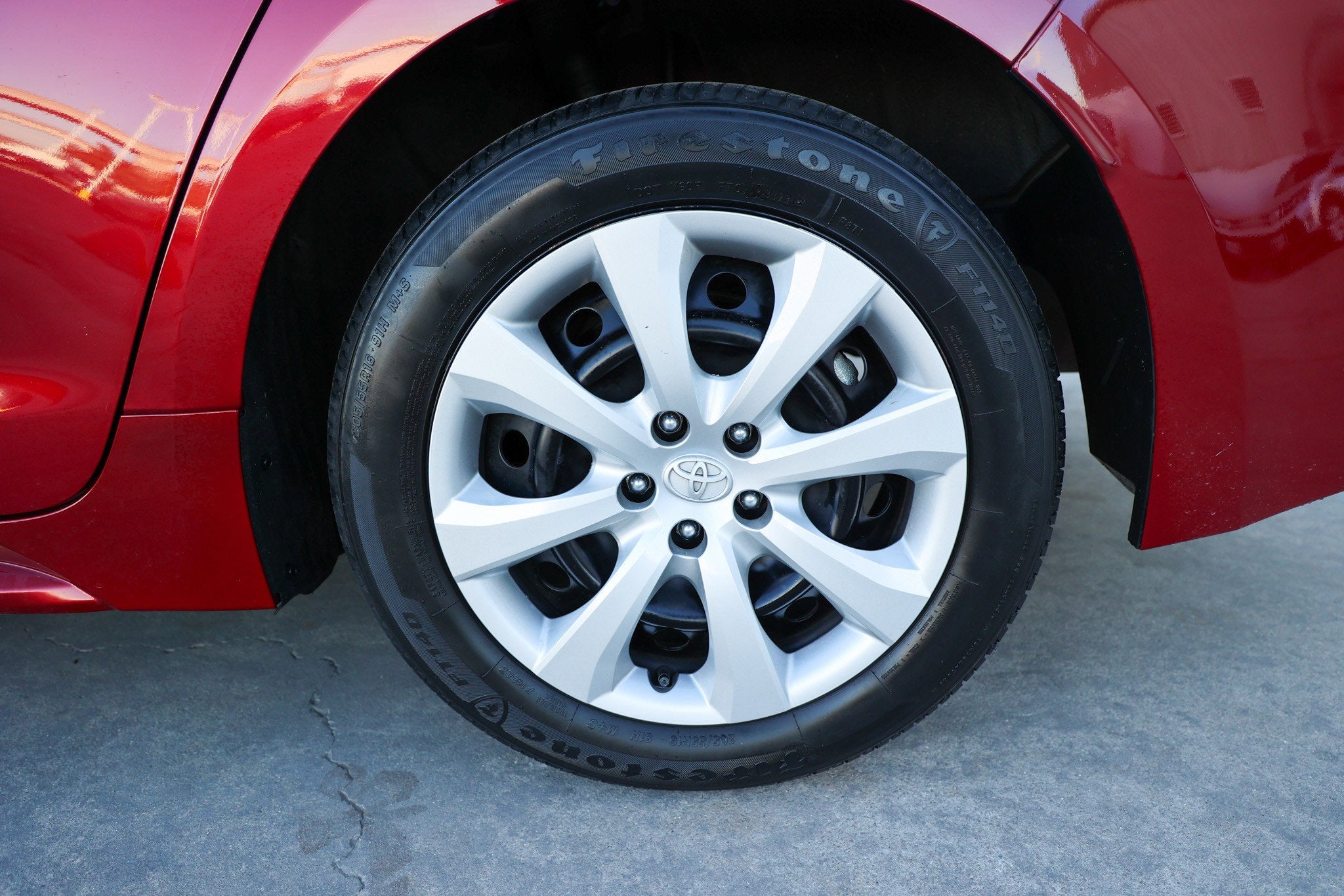 2024 Toyota COROLLA LE