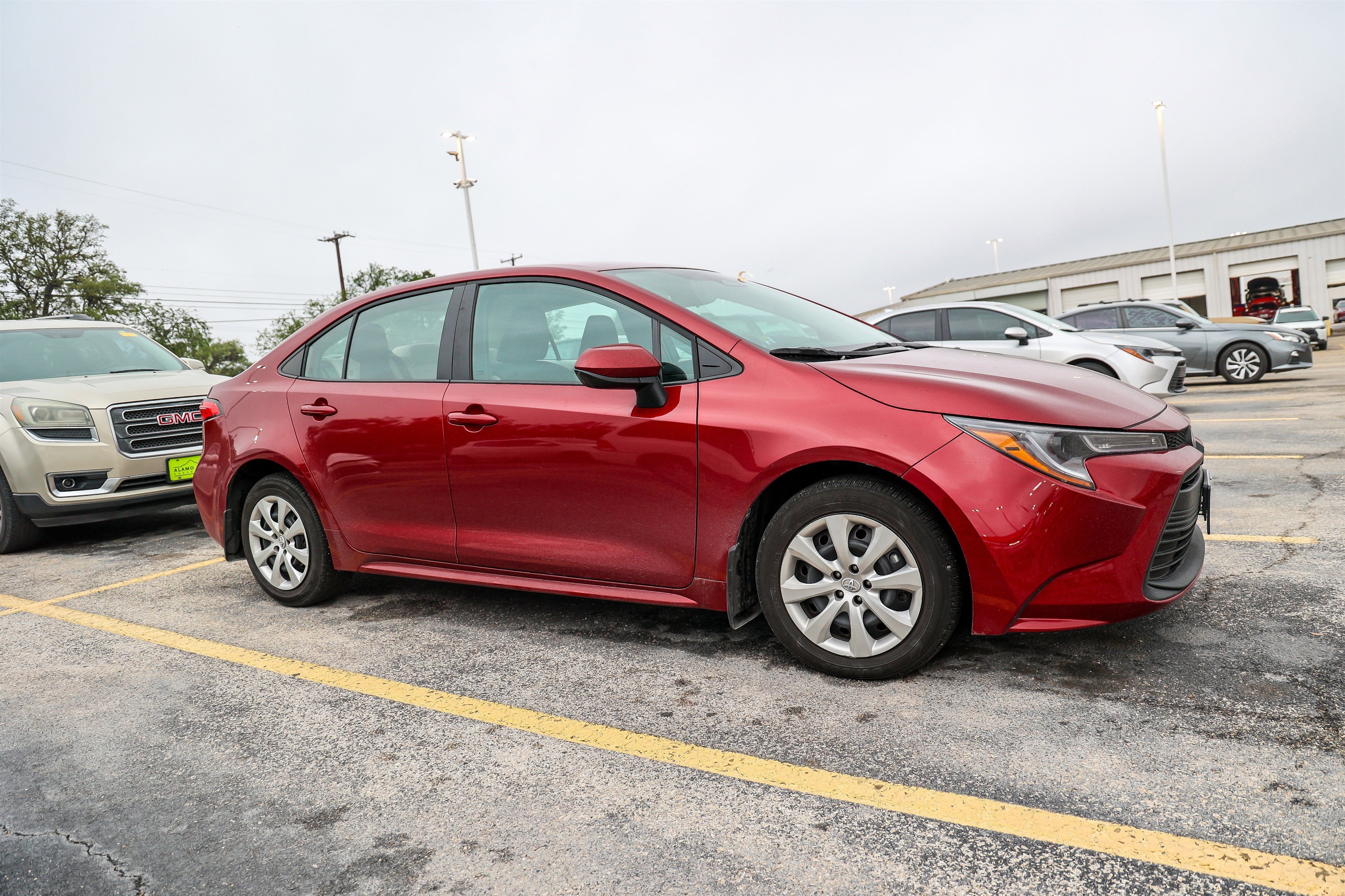 2026 Toyota COROLLA LE