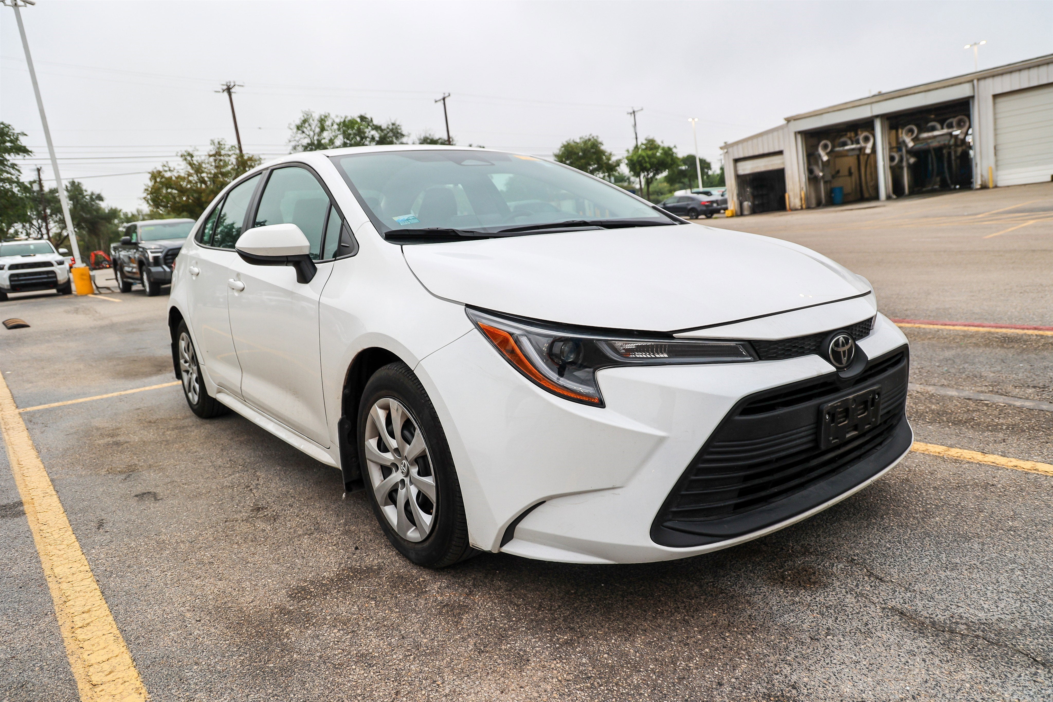 2025 Toyota COROLLA LE