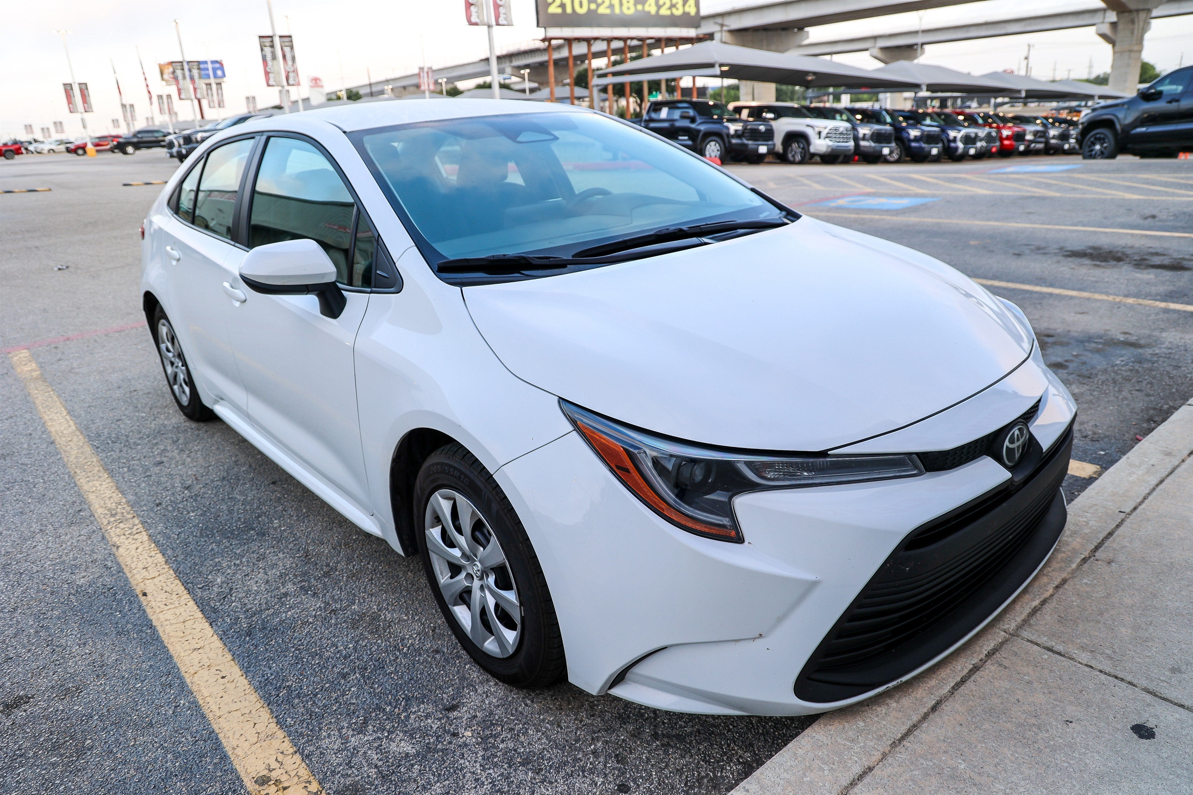 2024 Toyota Corolla LE