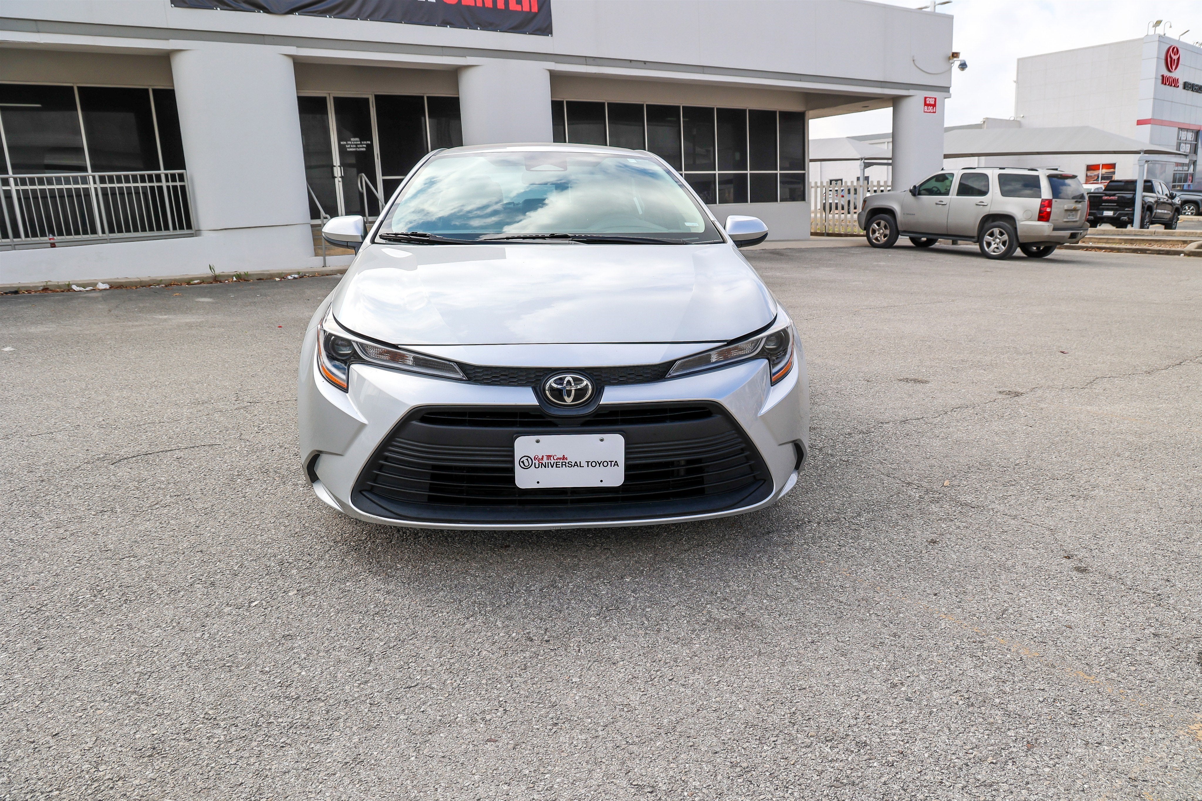 2023 Toyota COROLLA LE