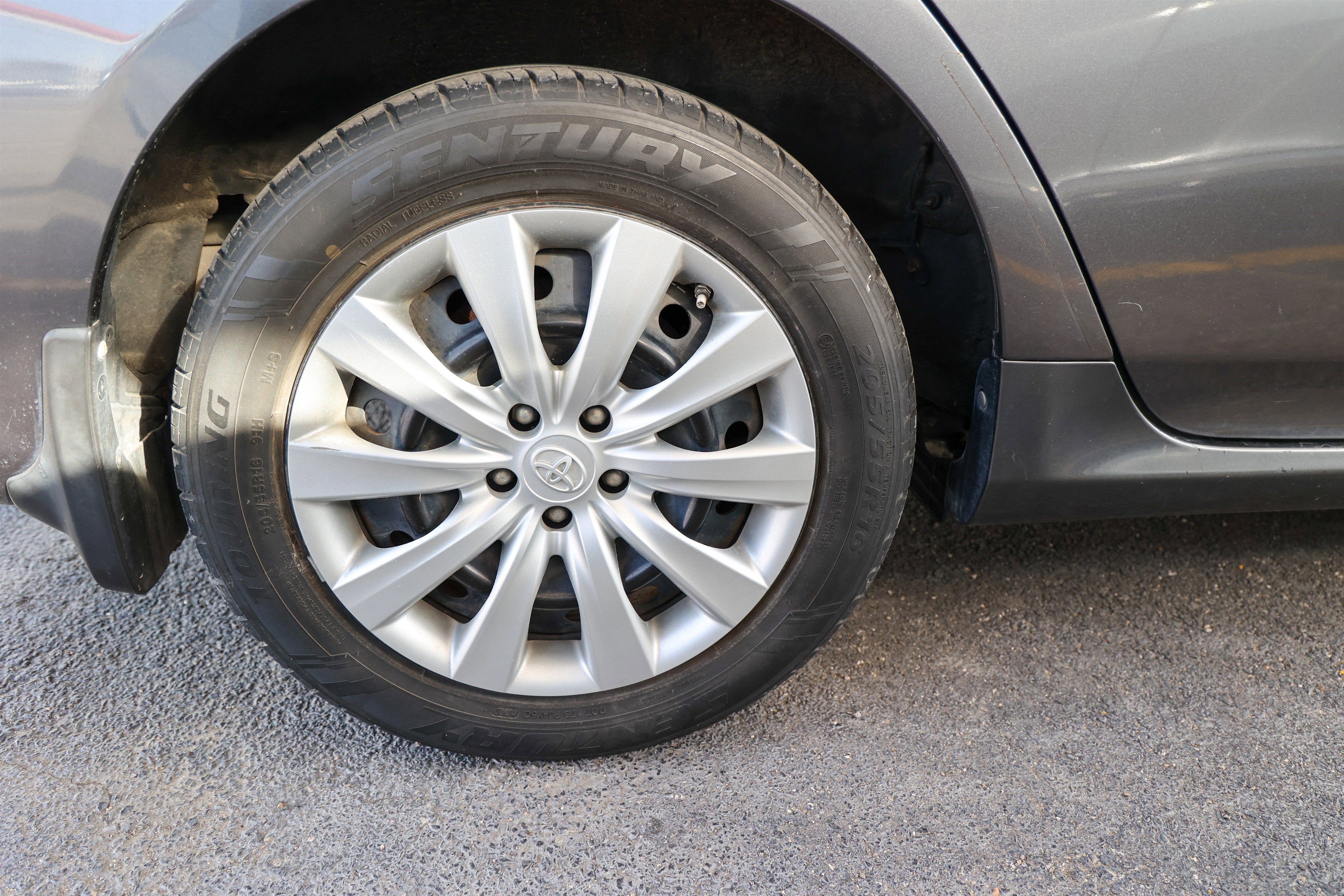 2013 Toyota COROLLA LE