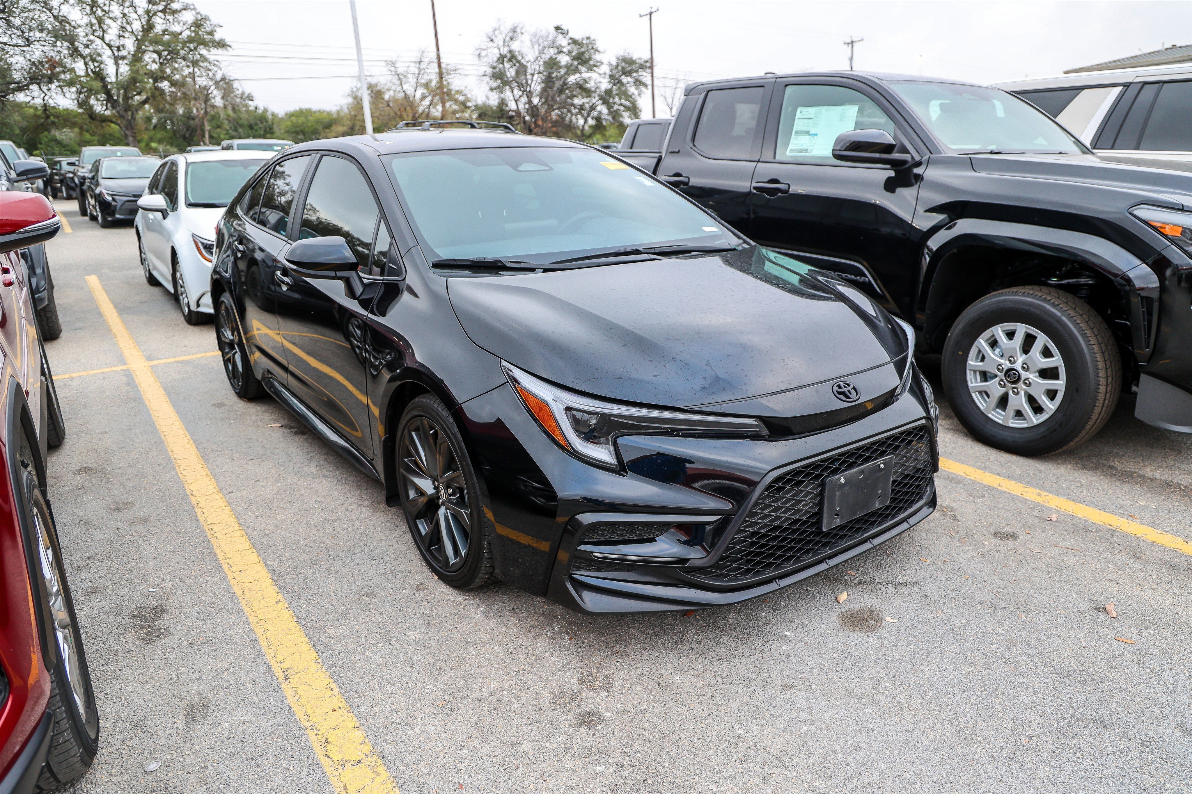 2025 Toyota COROLLA SE