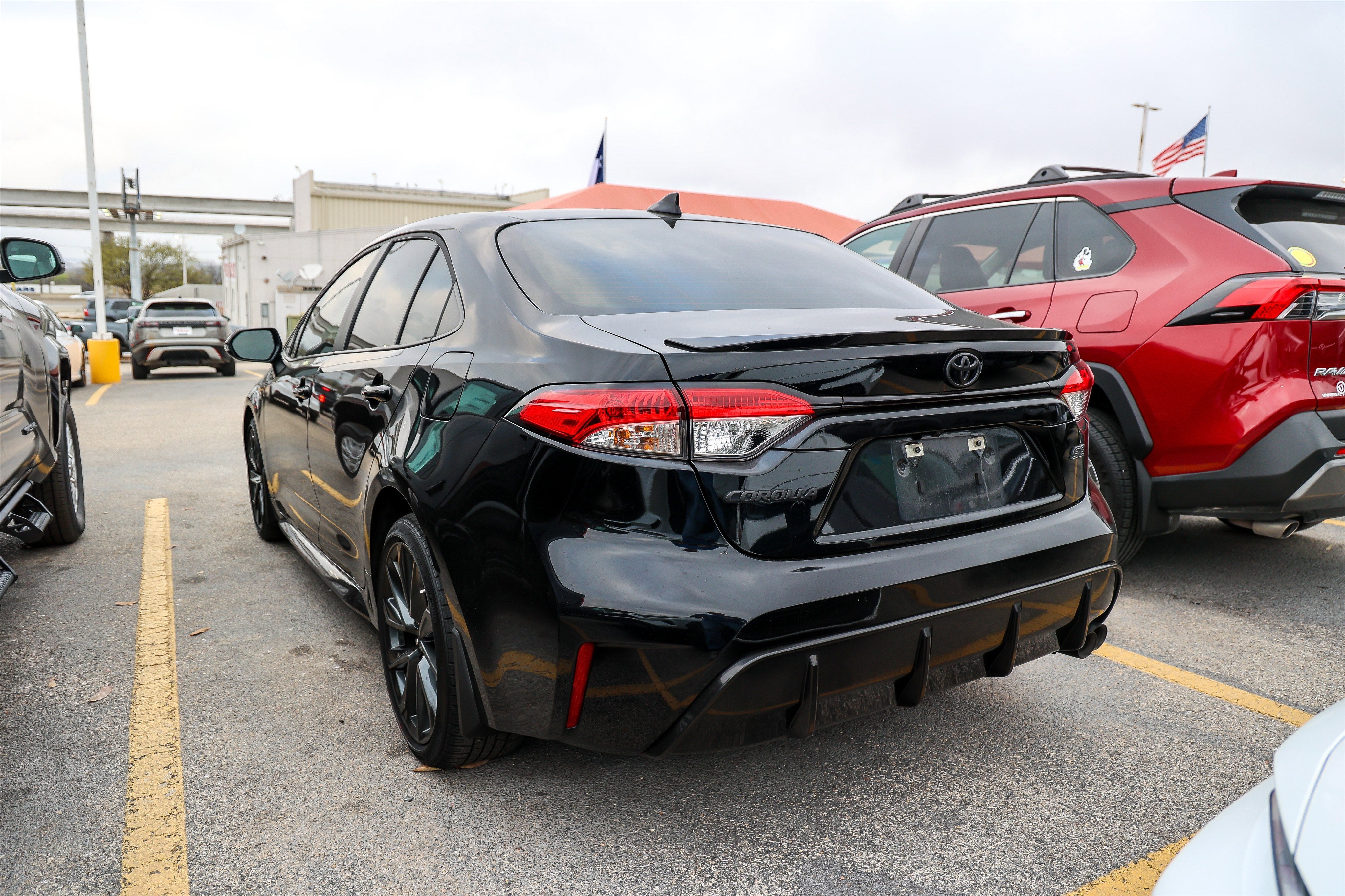 2025 Toyota COROLLA SE