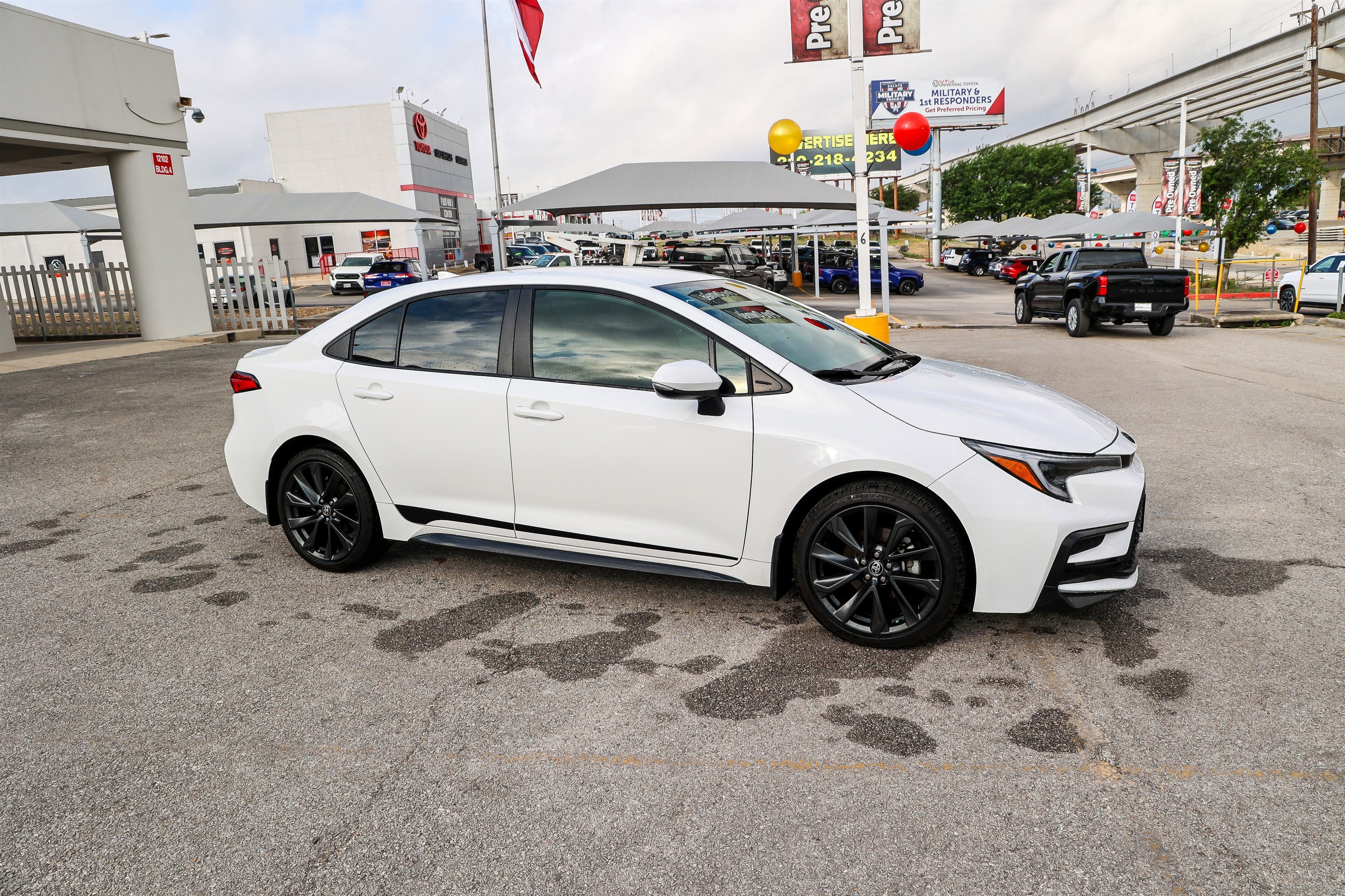 2026 Toyota COROLLA SE