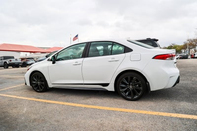 2026 Toyota COROLLA SE