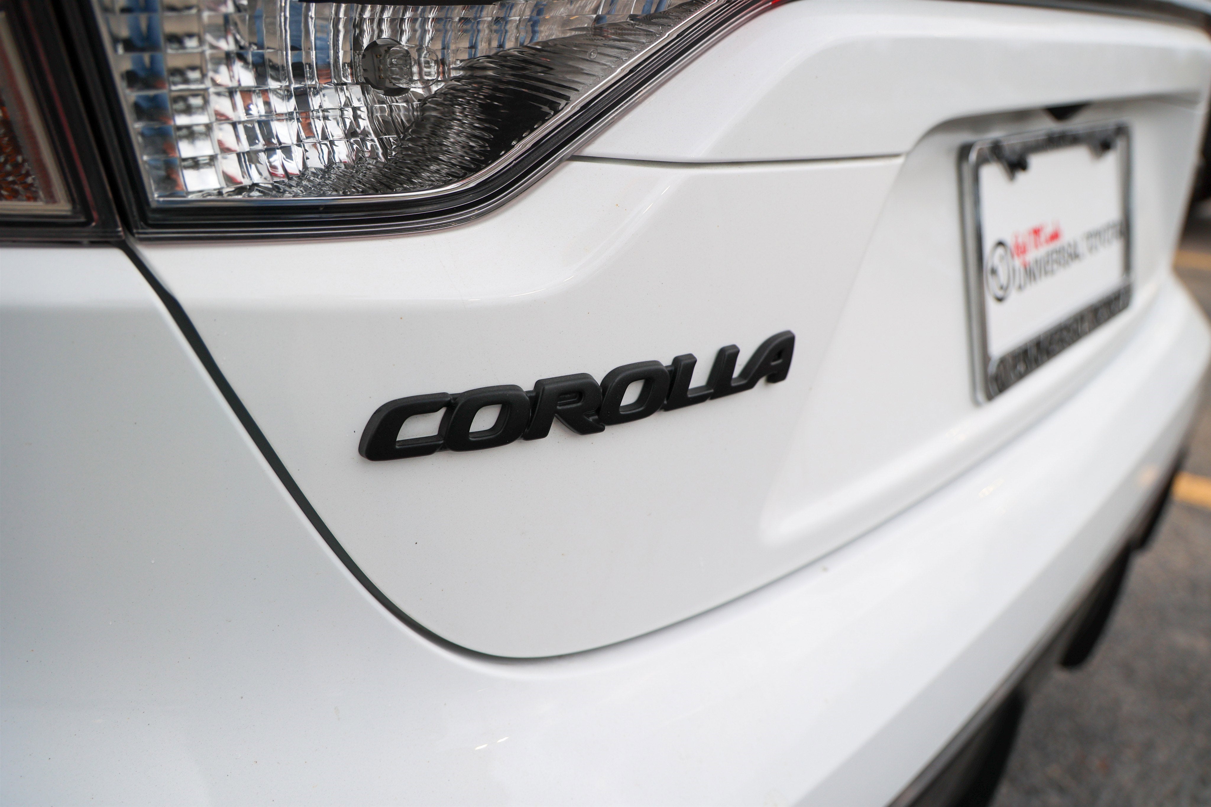 2026 Toyota COROLLA SE