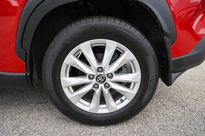 2024 Toyota Corolla Cross LE