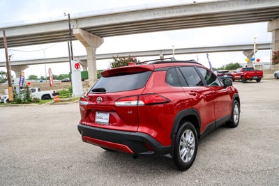2024 Toyota Corolla Cross LE