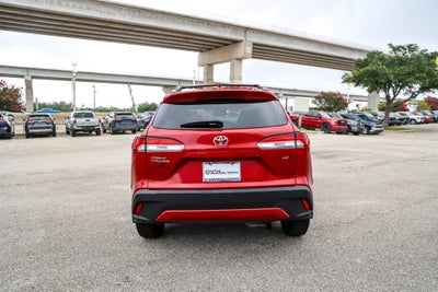 2024 Toyota Corolla Cross LE