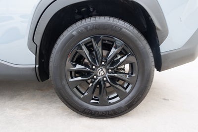 2025 Toyota Corolla Cross LE