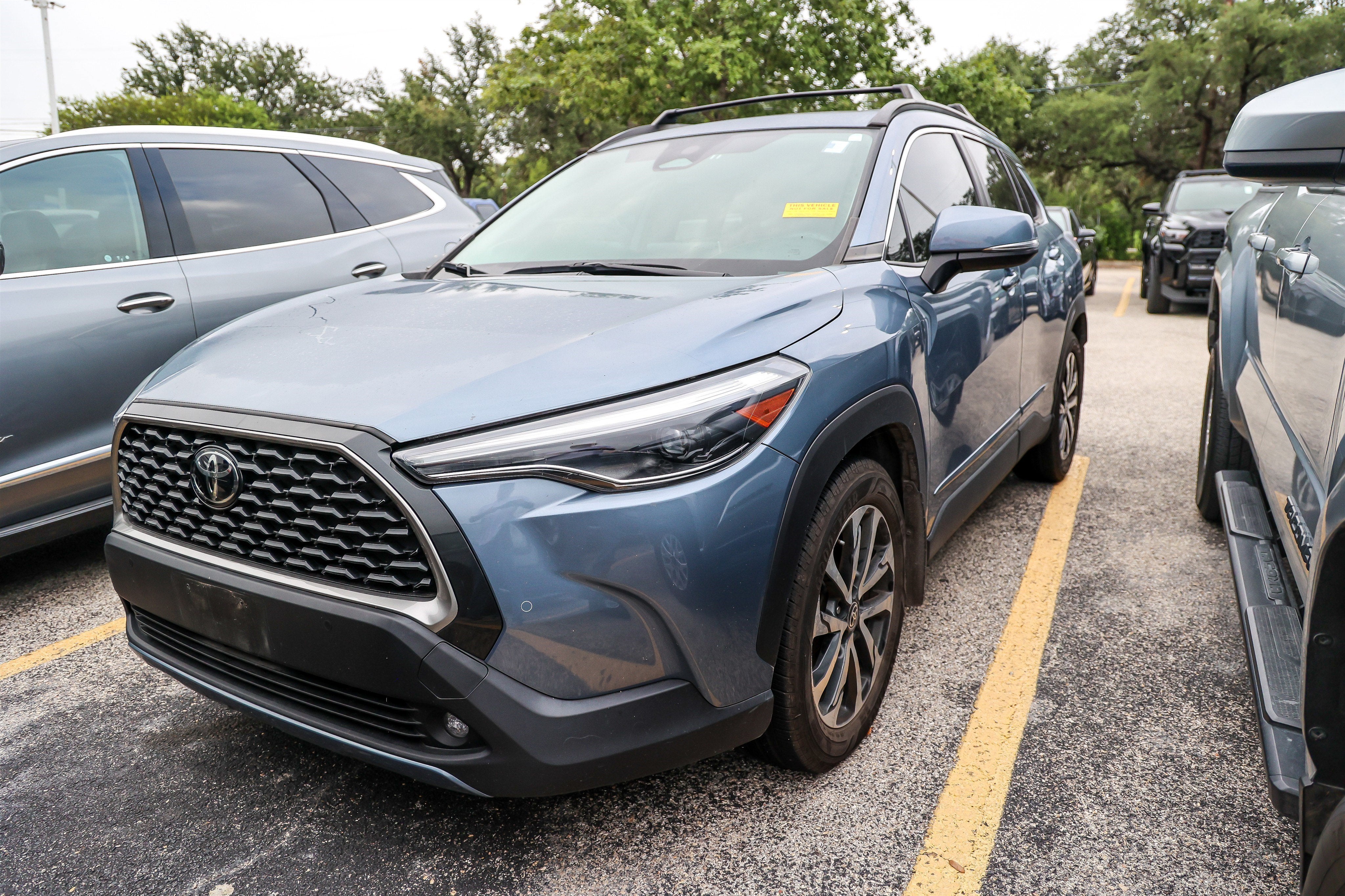 2024 Toyota Corolla Cross XLE