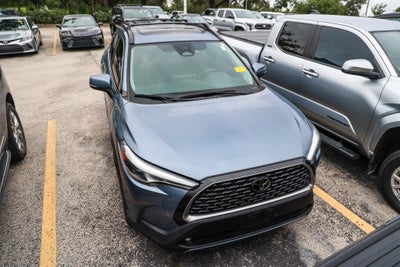 2024 Toyota Corolla Cross XLE
