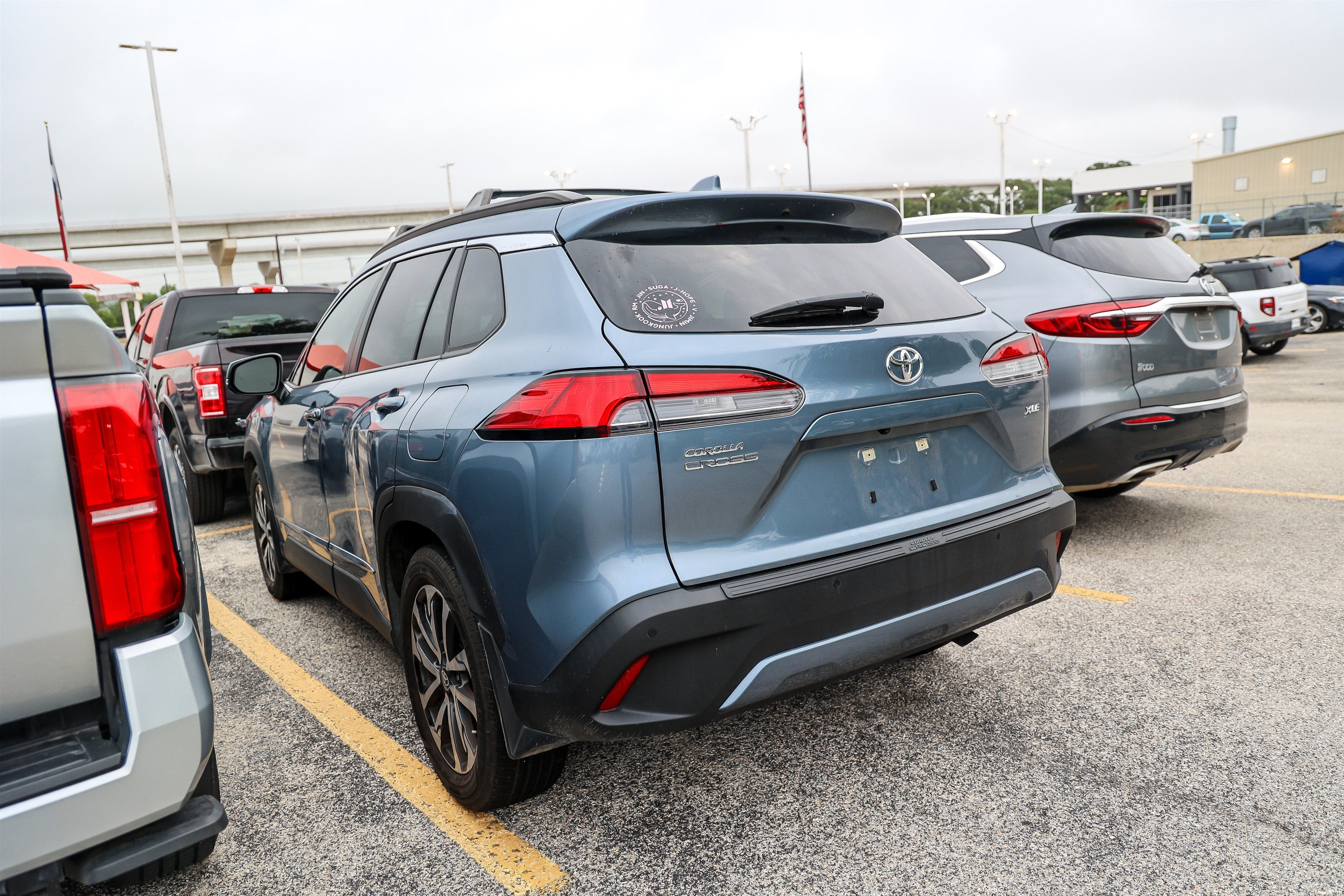 2024 Toyota Corolla Cross XLE