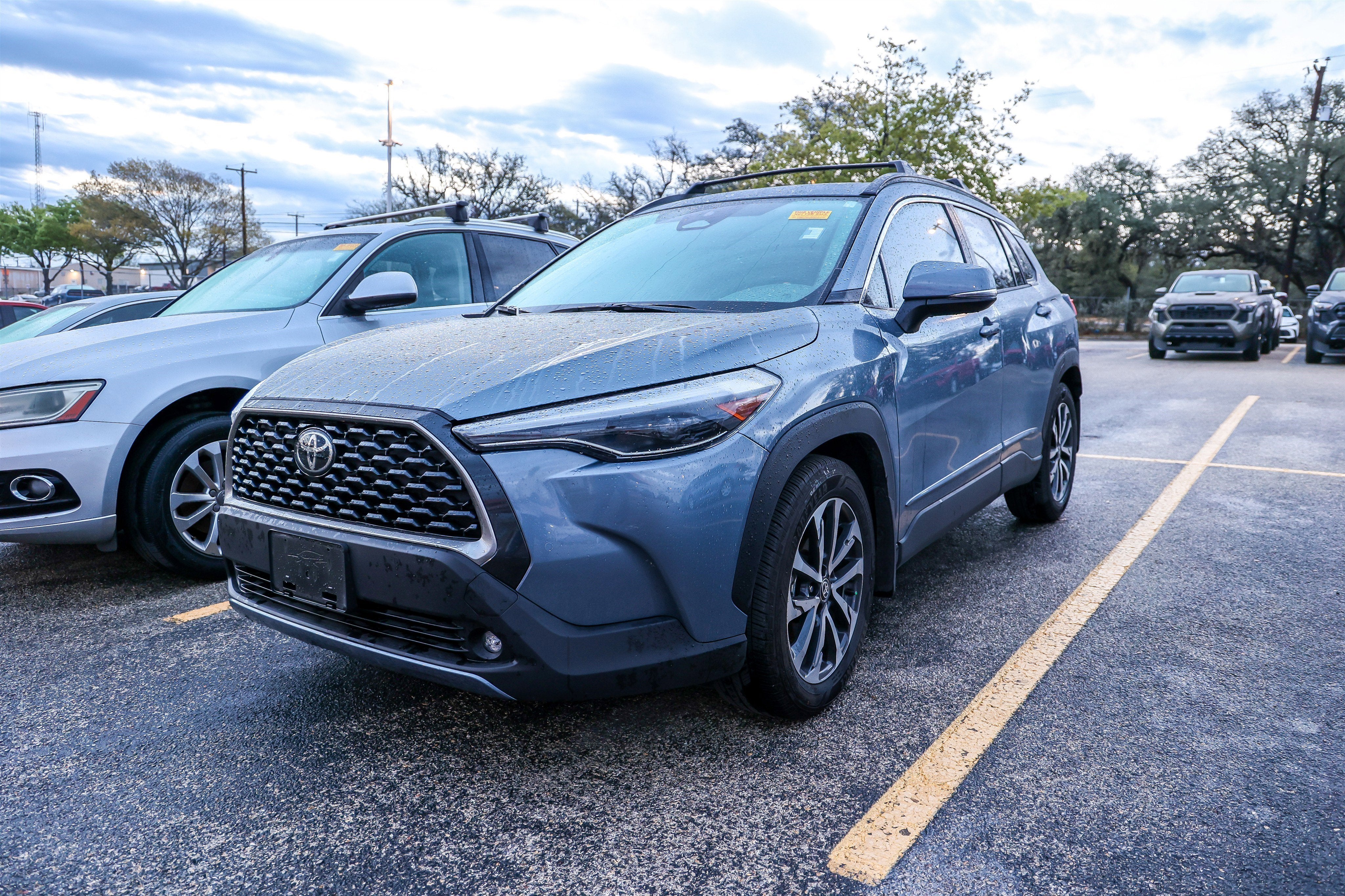 2023 Toyota Corolla Cross XLE