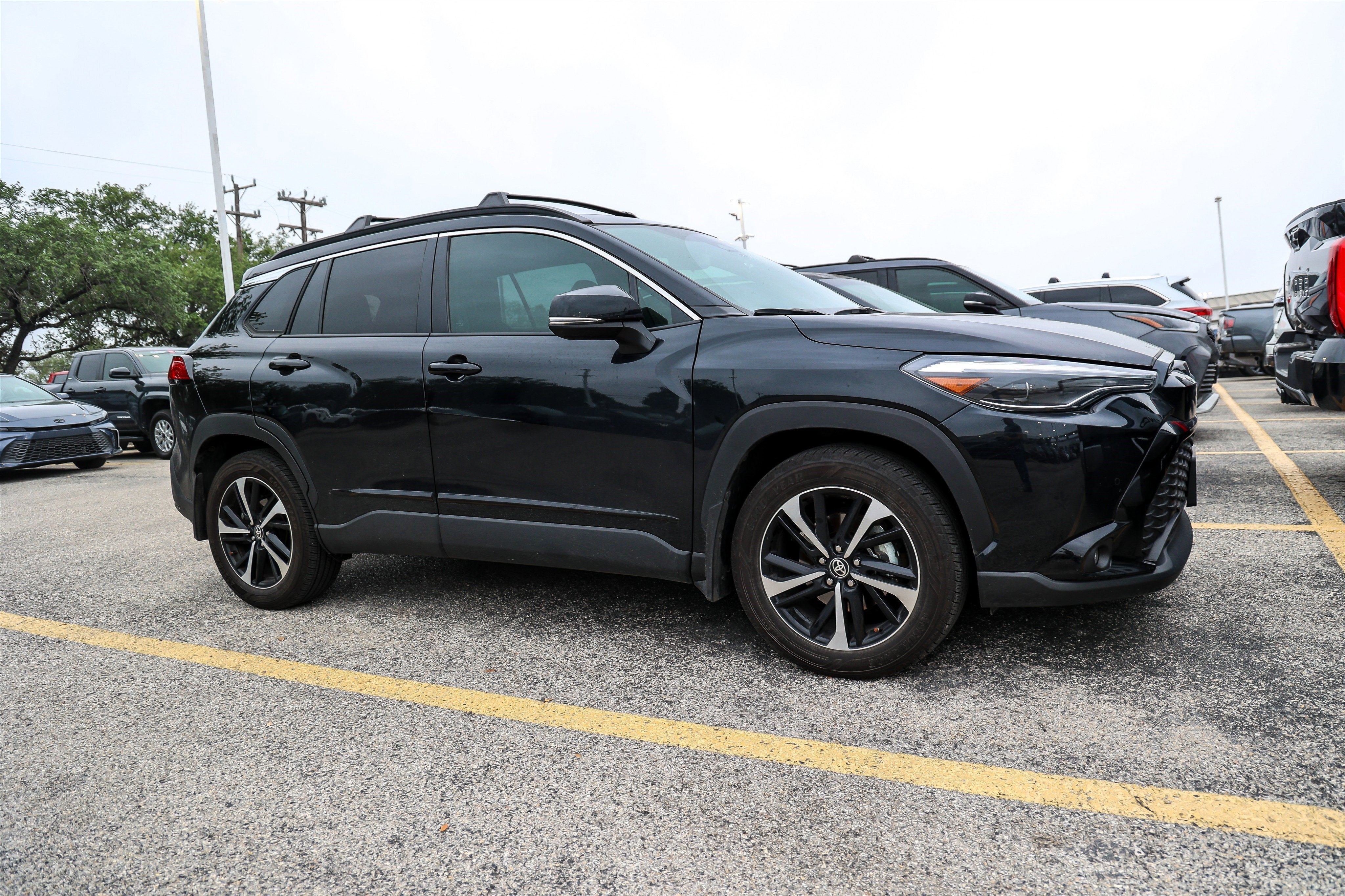 2025 Toyota Corolla Cross Hybrid XSE