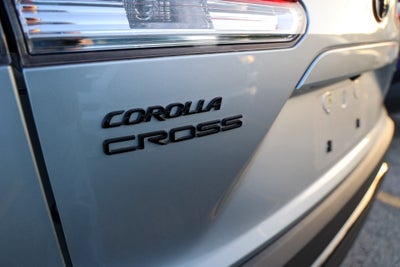 2025 Toyota Corolla Cross Hybrid Hybrid SE