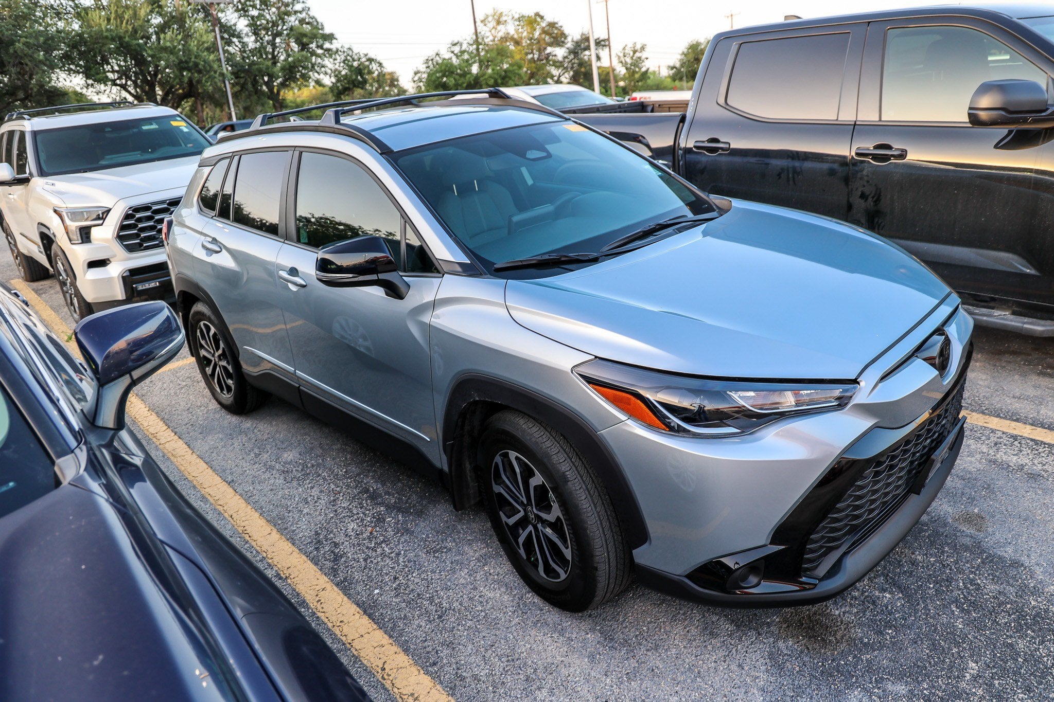 2025 Toyota Corolla Cross Hybrid Hybrid SE