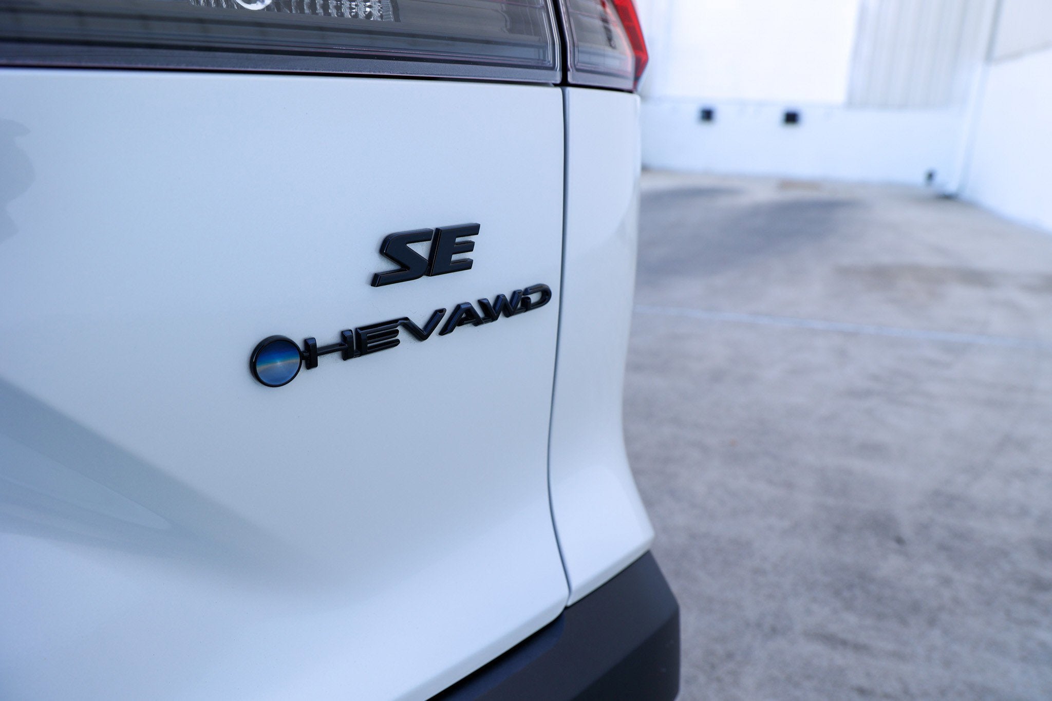 2025 Toyota COROLLA CROSS HV Hybrid Nightshade Edition