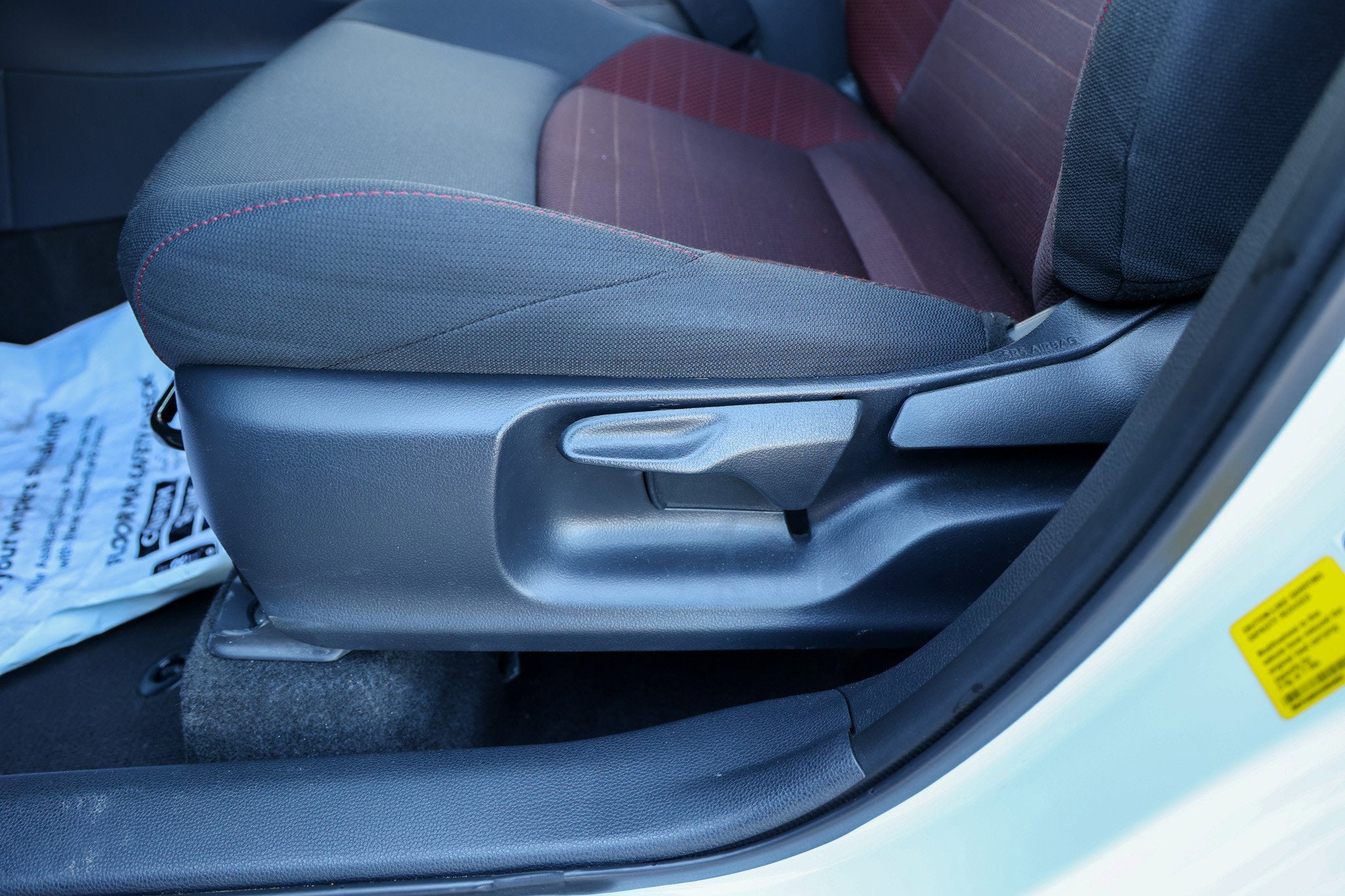 2025 Toyota COROLLA CROSS HV Hybrid Nightshade Edition