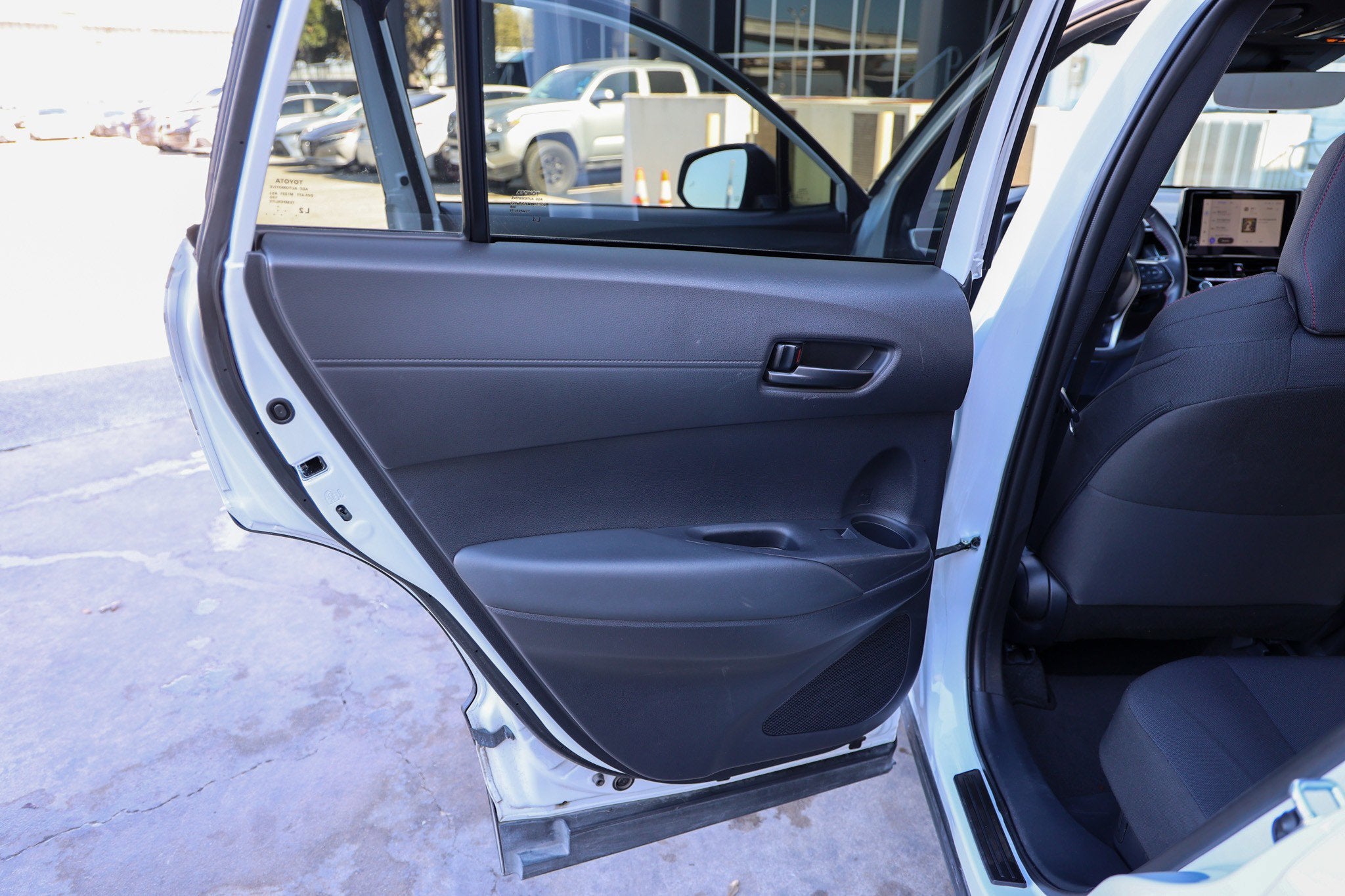 2025 Toyota COROLLA CROSS HV Hybrid Nightshade Edition