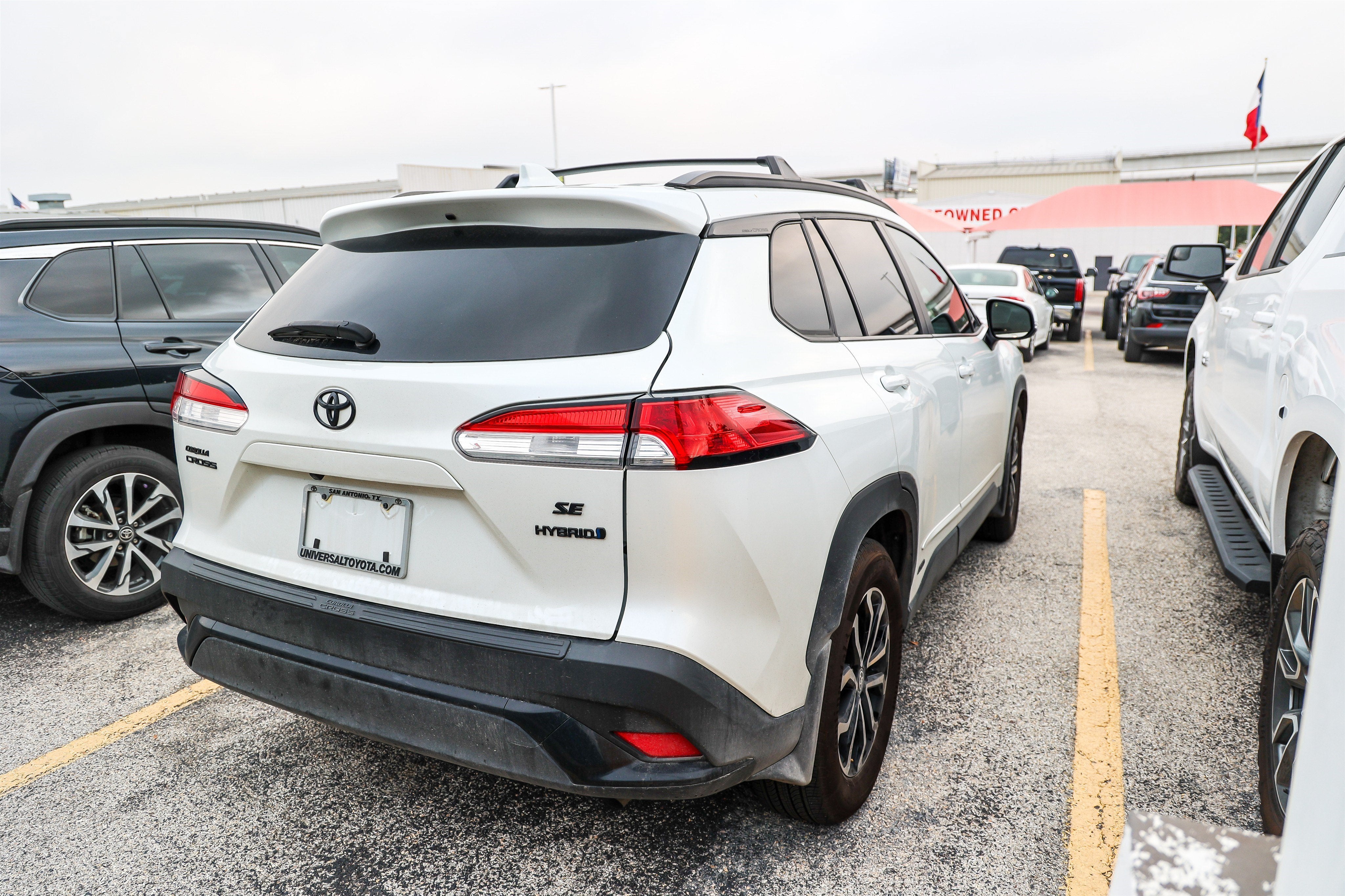2024 Toyota Corolla Cross Hybrid Hybrid SE