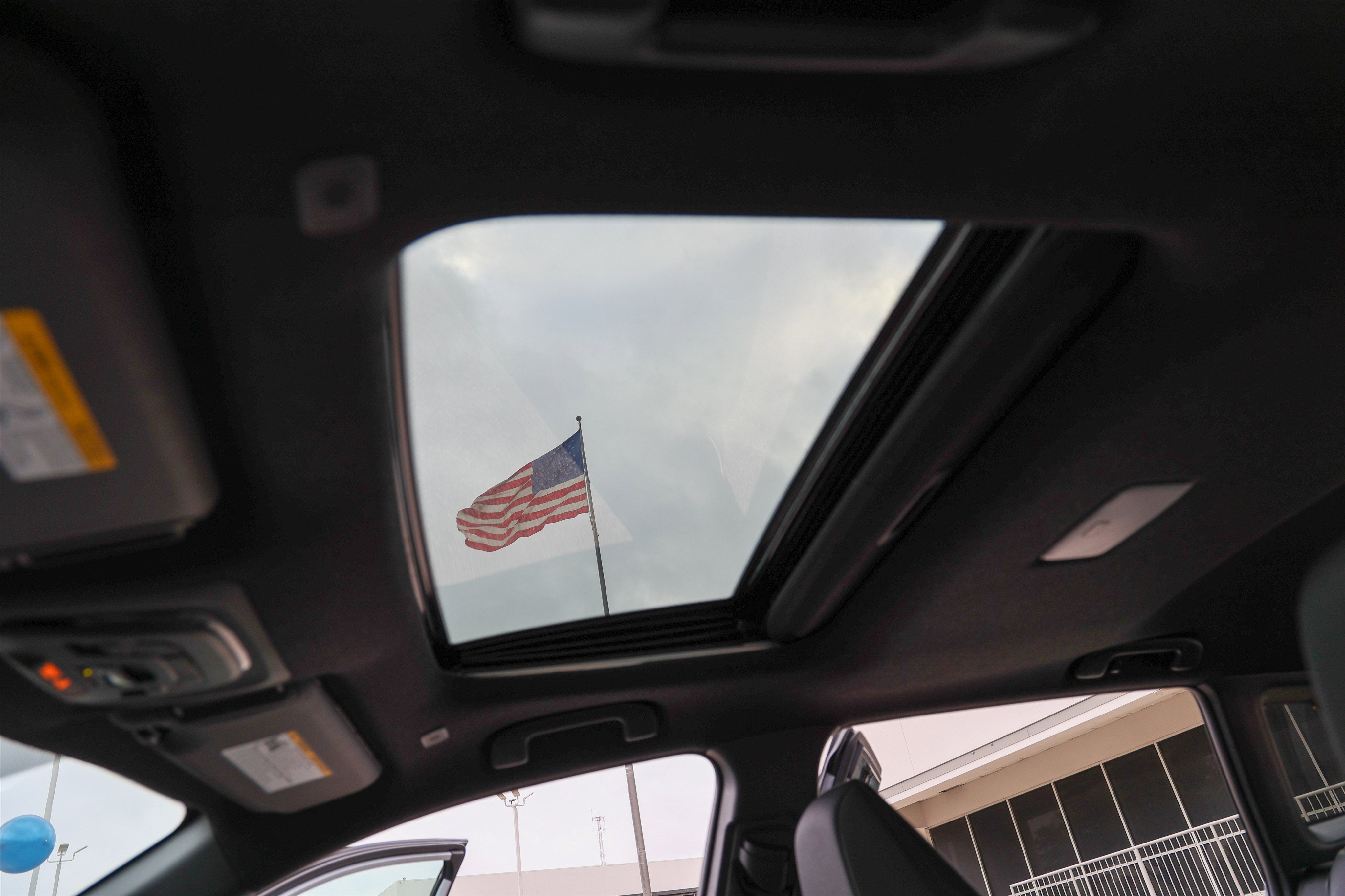 2026 Toyota COROLLA CROSS HV Hybrid XSE