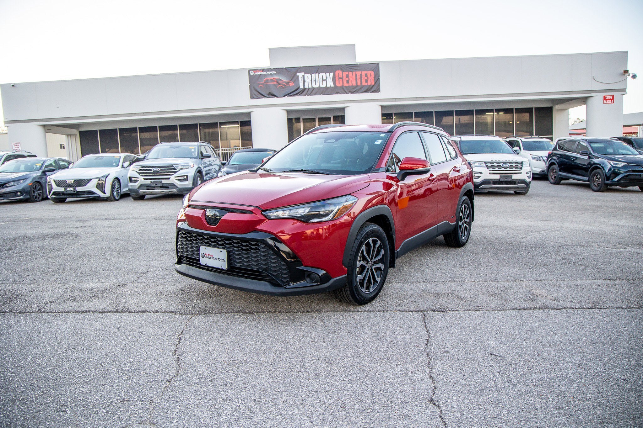 2024 Toyota COROLLA CROSS HV Hybrid SE