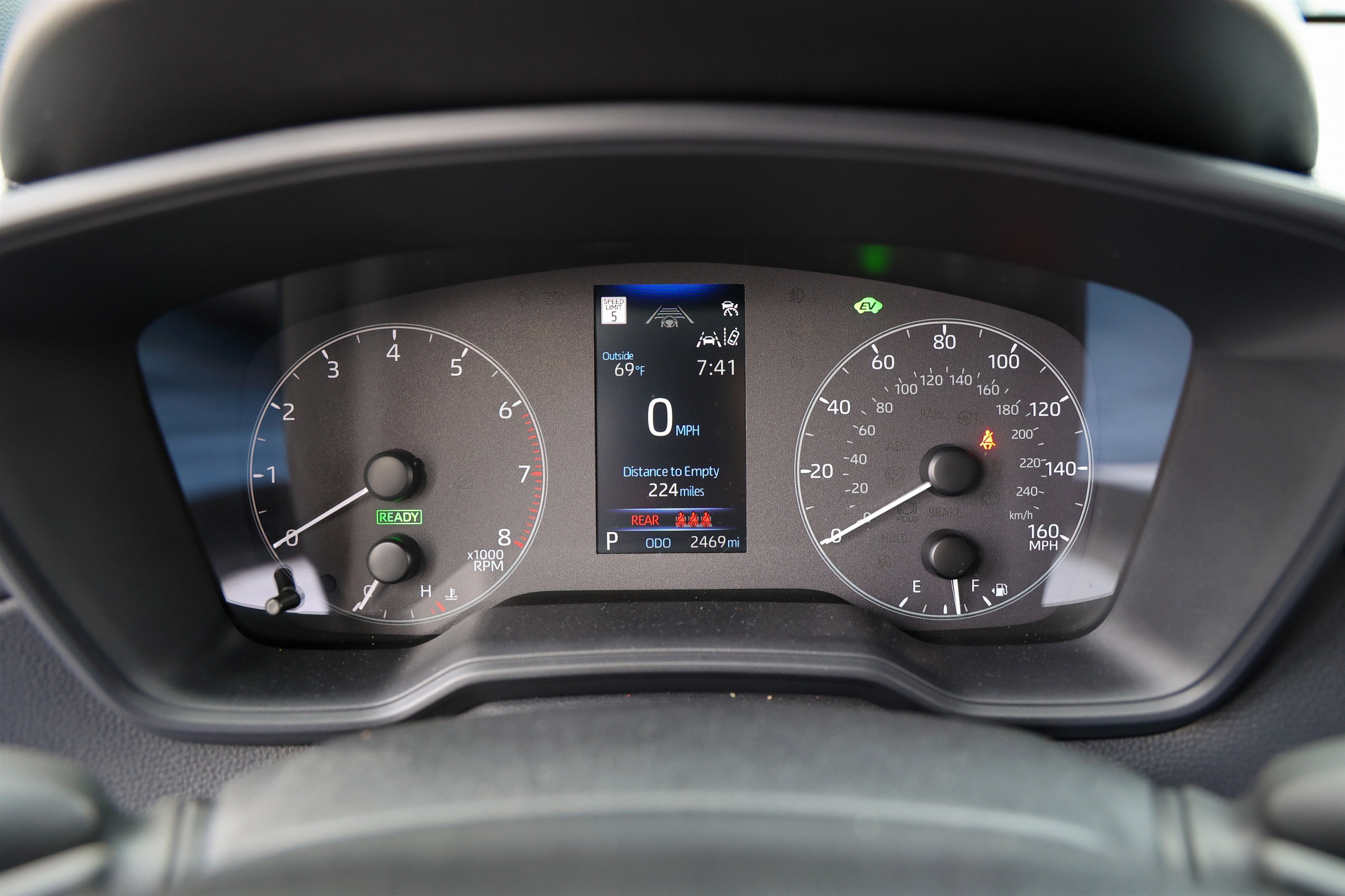 2024 Toyota COROLLA CROSS HV Hybrid SE