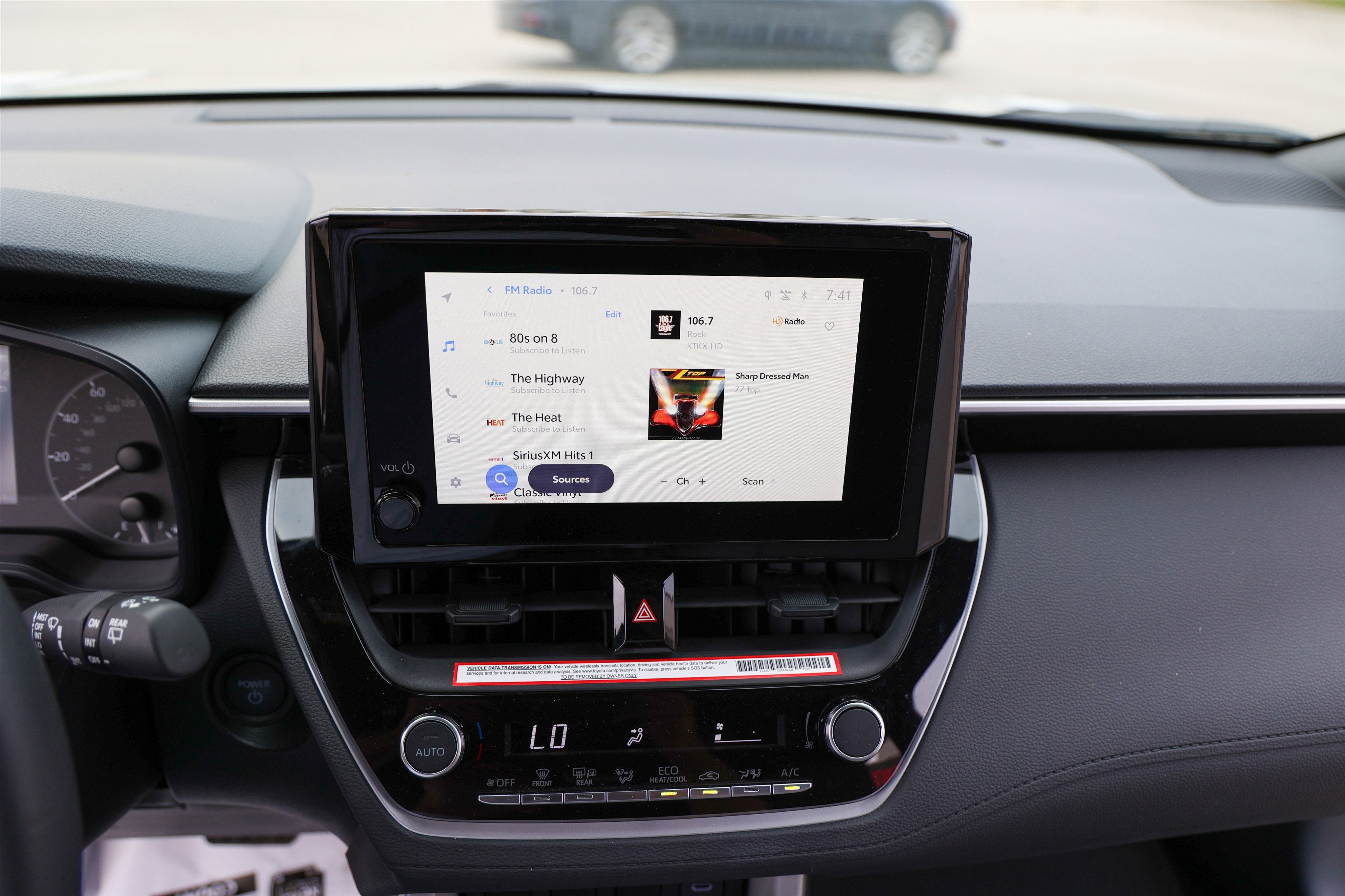 2024 Toyota COROLLA CROSS HV Hybrid SE