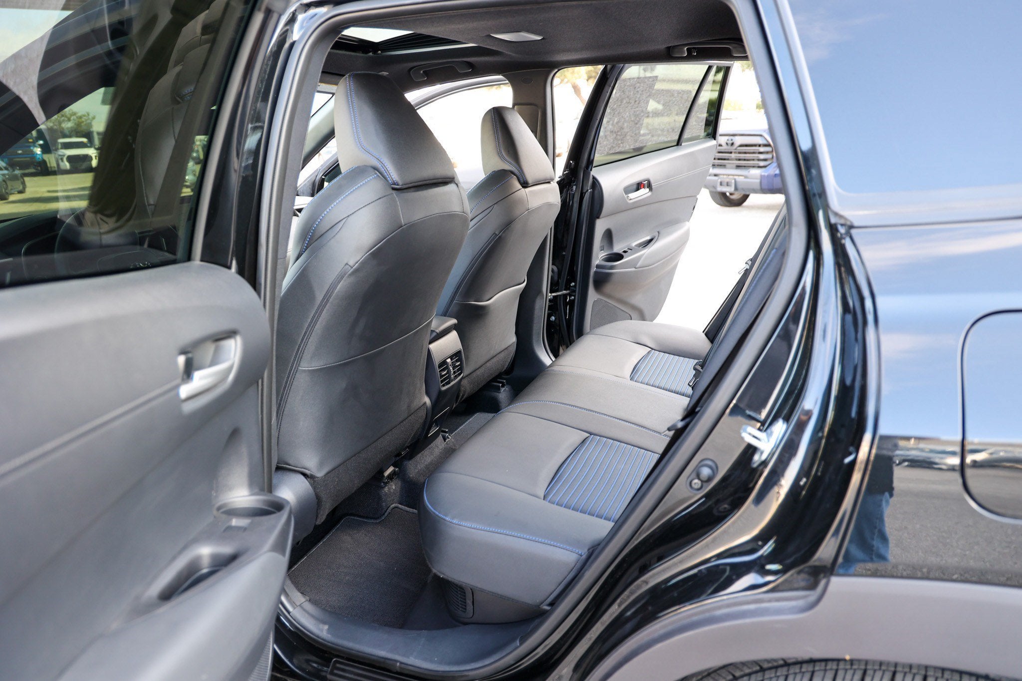 2025 Toyota Corolla Cross Hybrid Hybrid XSE