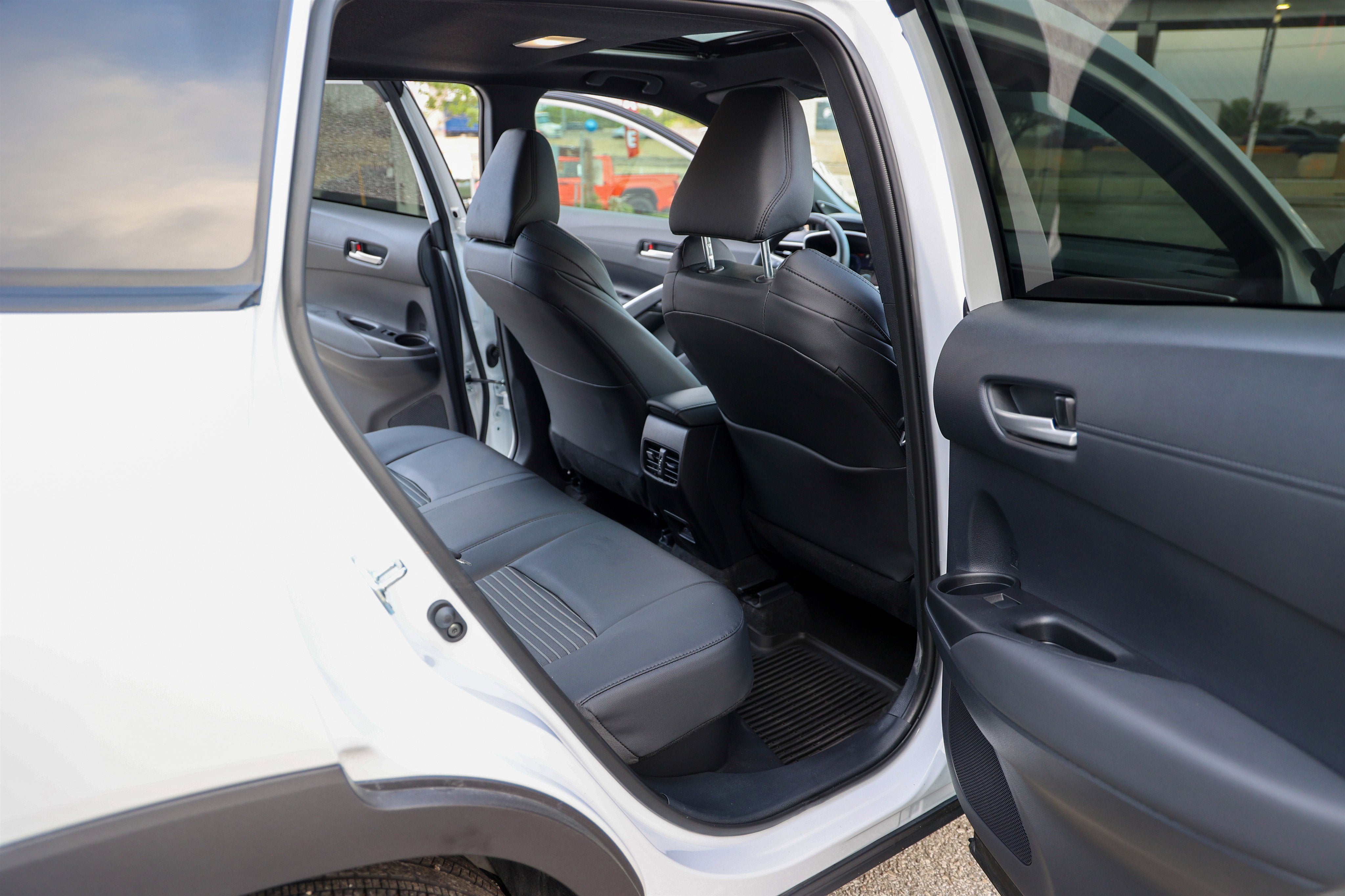 2026 Toyota COROLLA CROSS HV Hybrid XSE