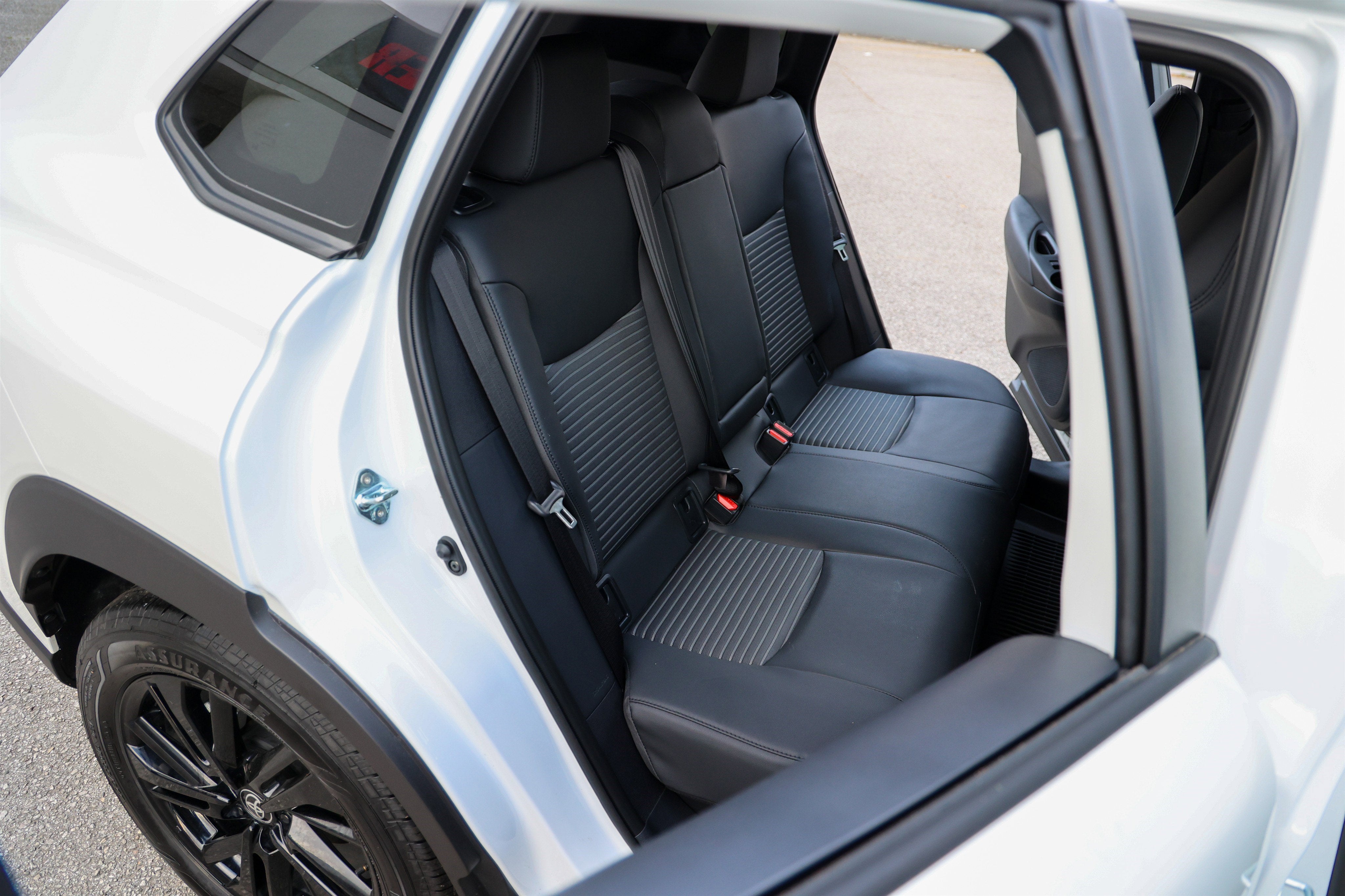 2026 Toyota COROLLA CROSS HV Hybrid XSE