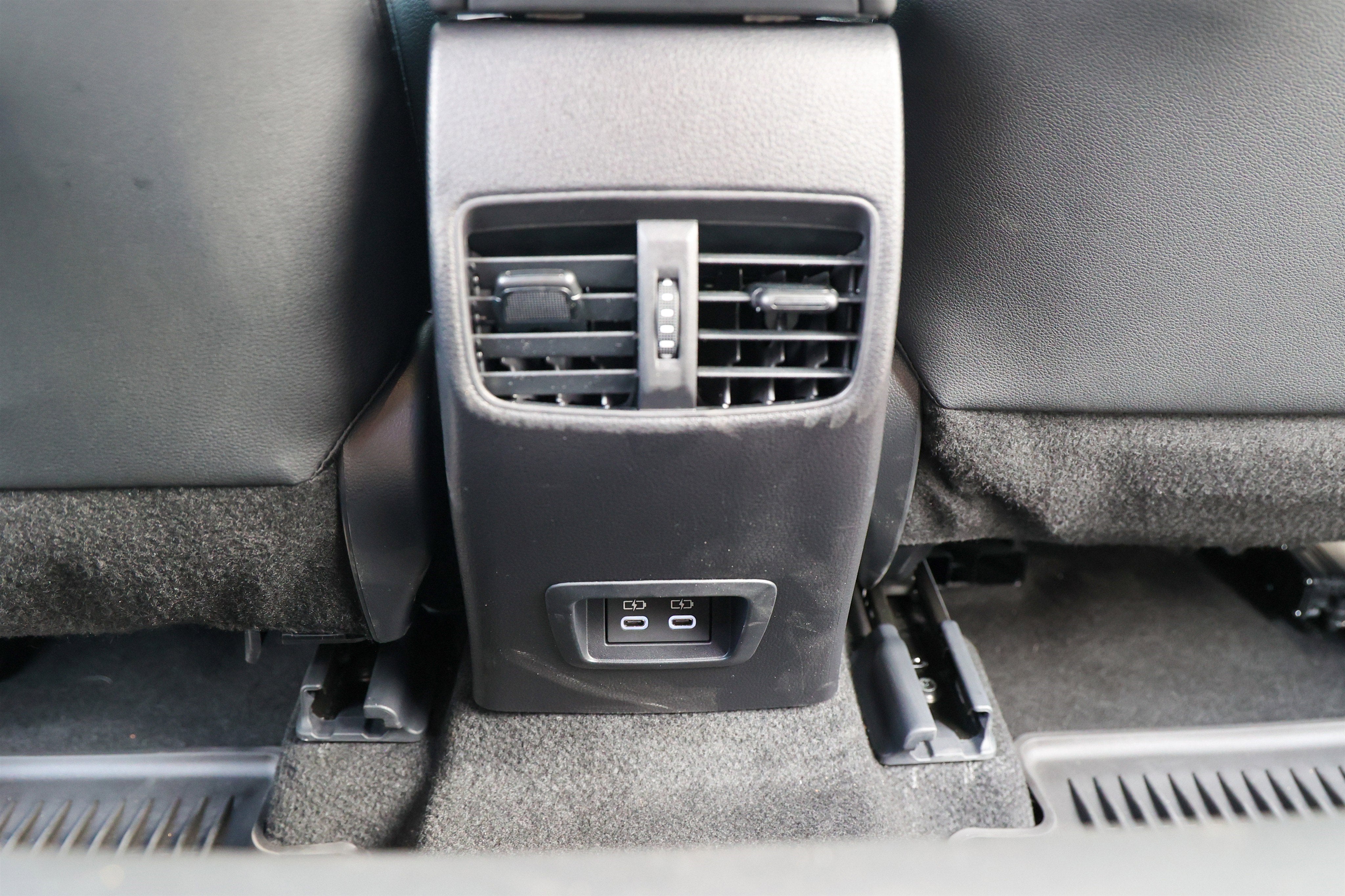 2026 Toyota COROLLA CROSS HV Hybrid XSE