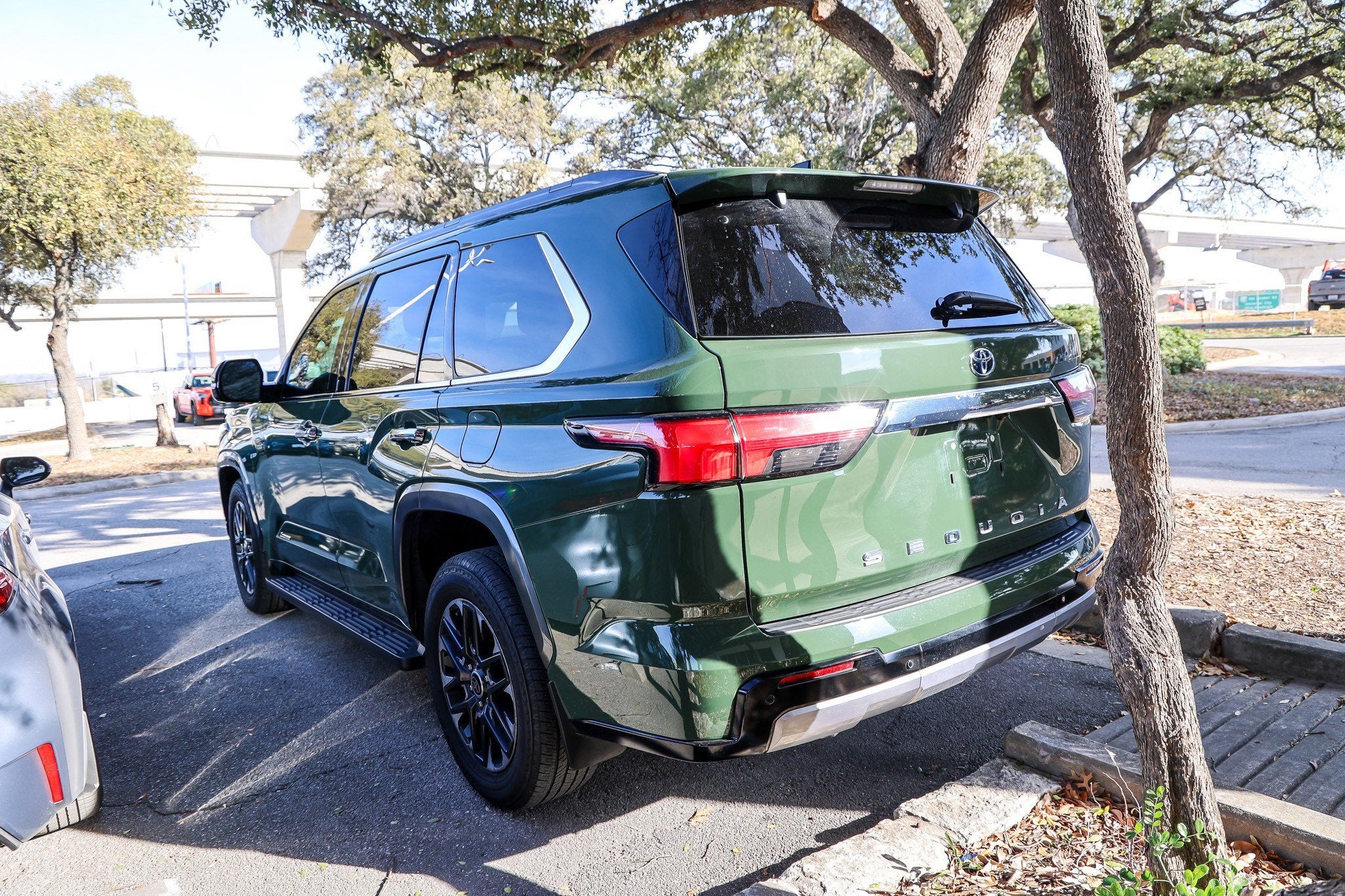 2023 Toyota SEQUOIA 4WD Limited