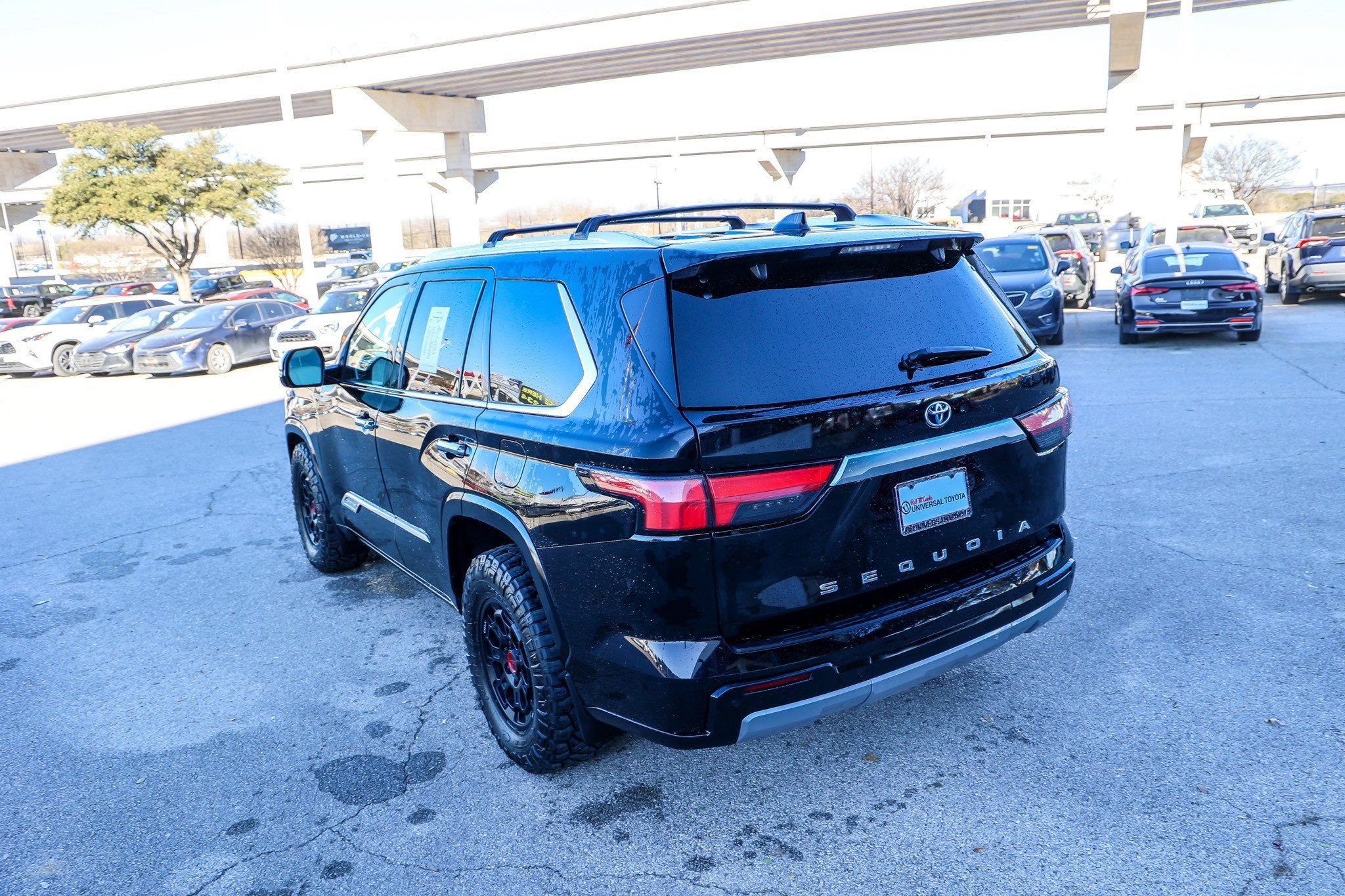 2023 Toyota SEQUOIA 4WD Capstone