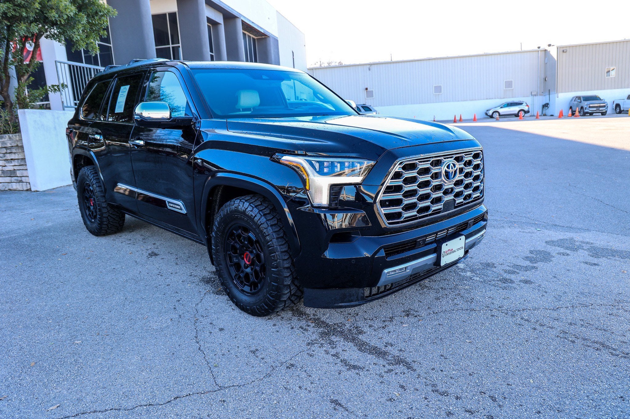 2023 Toyota SEQUOIA 4WD Capstone