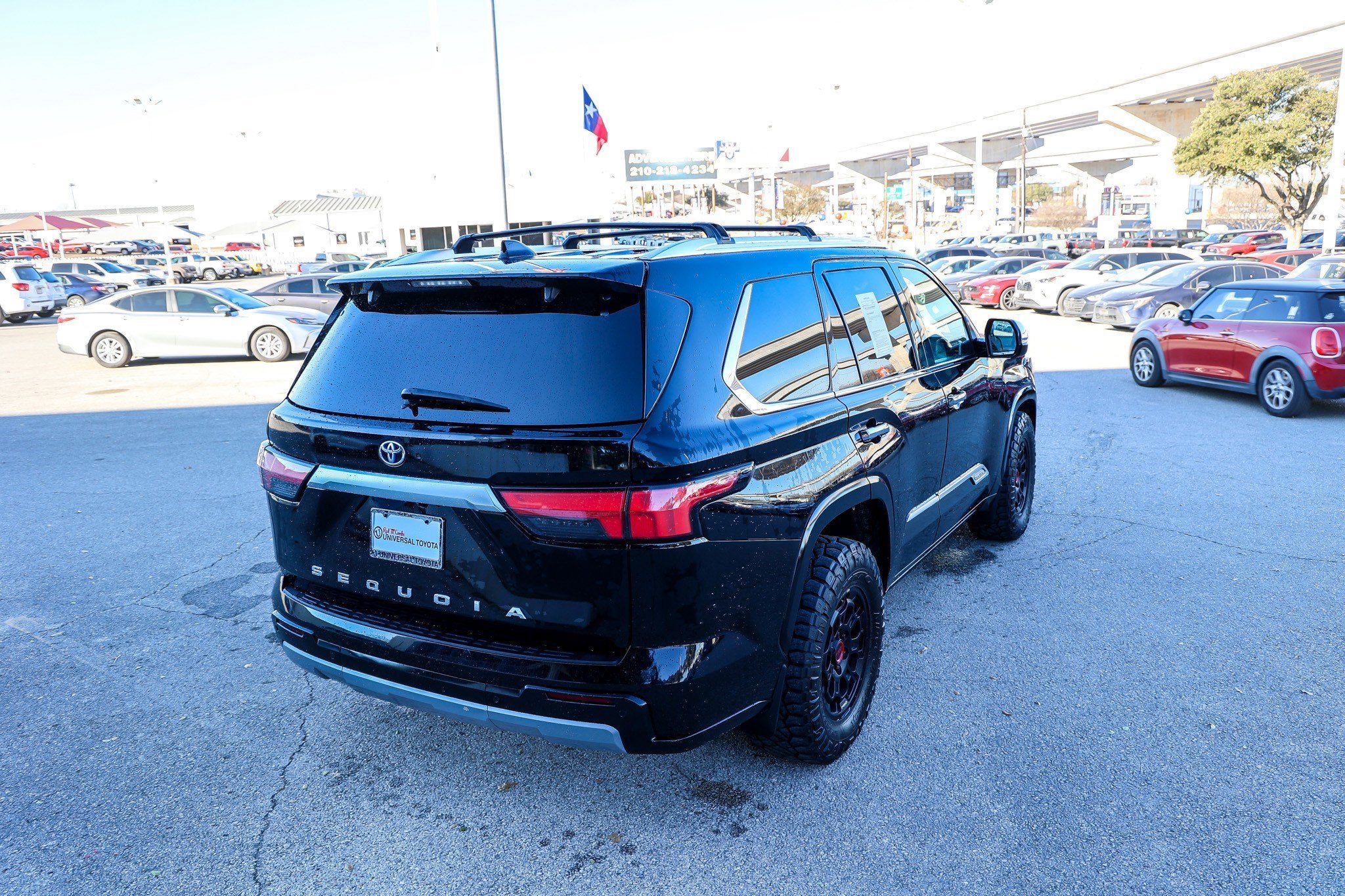 2023 Toyota SEQUOIA 4WD Capstone